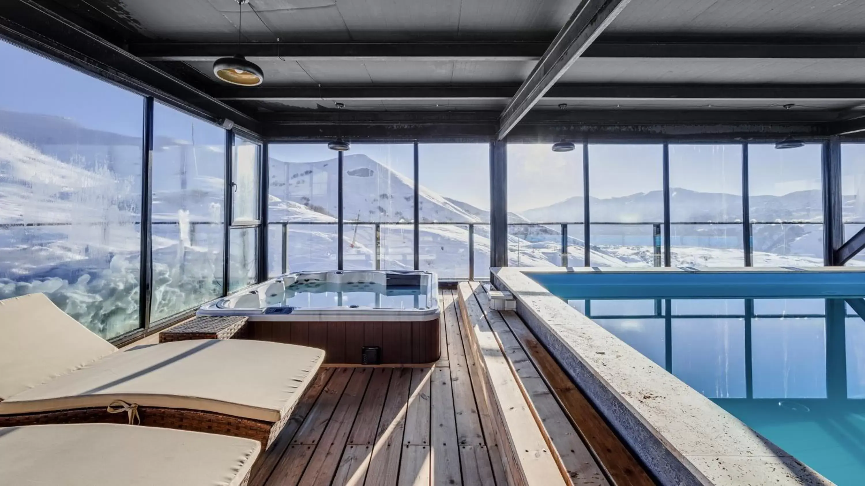 Hot Tub in Gudauri Loft Hotel