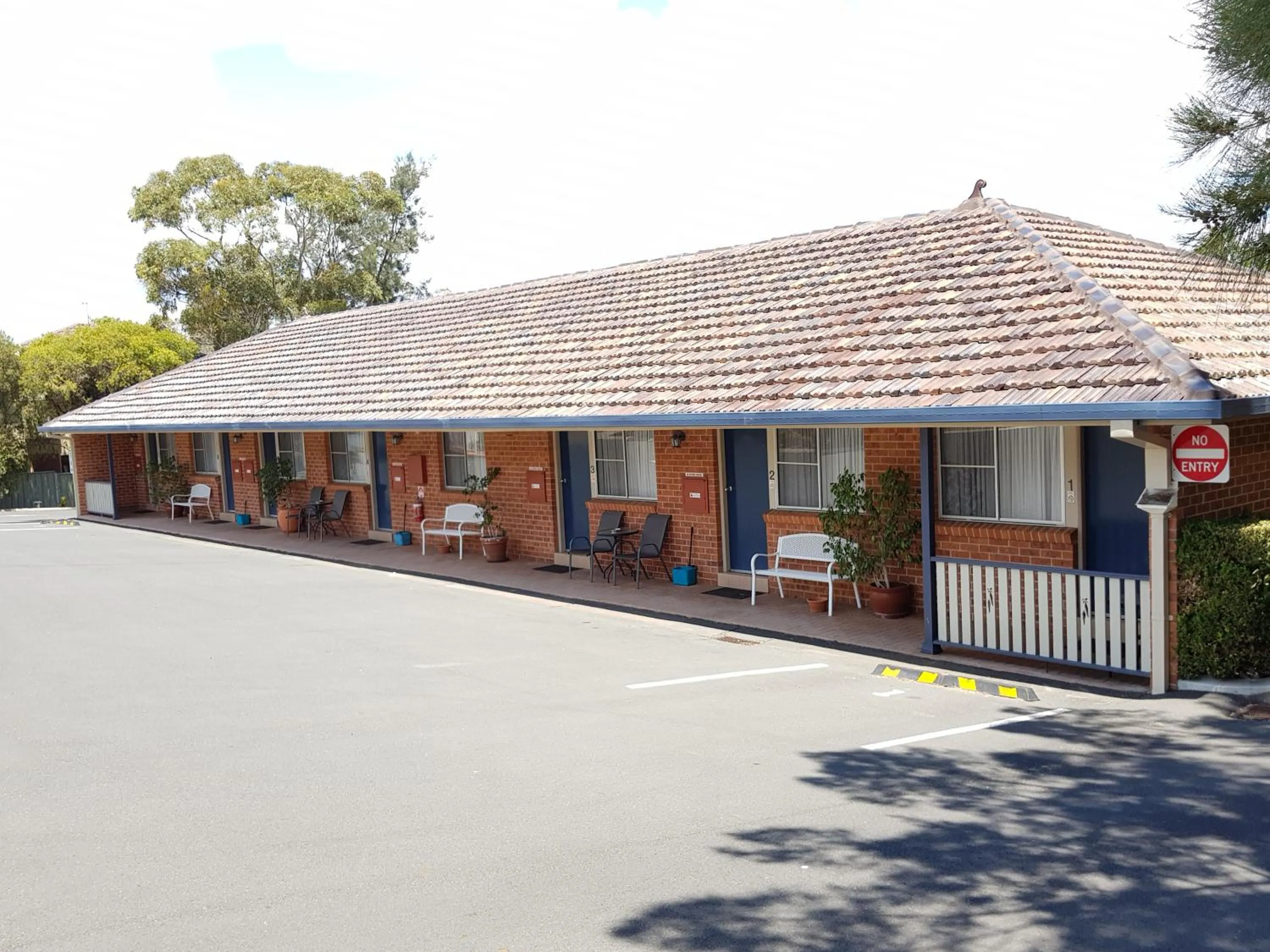Property building in Abraham Lincoln Motel