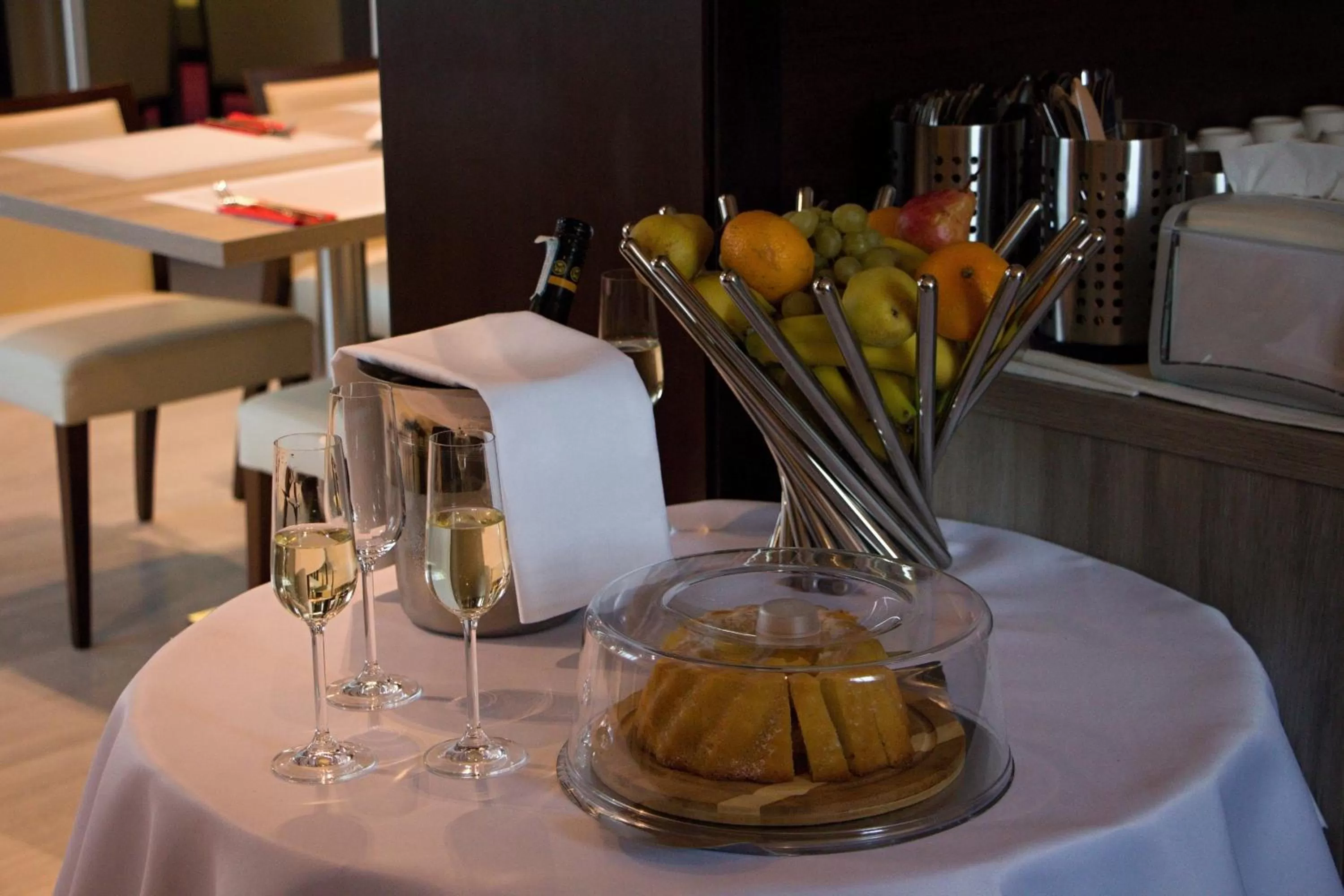 Food and drinks in Boutique Hotel Villa ZAUBER