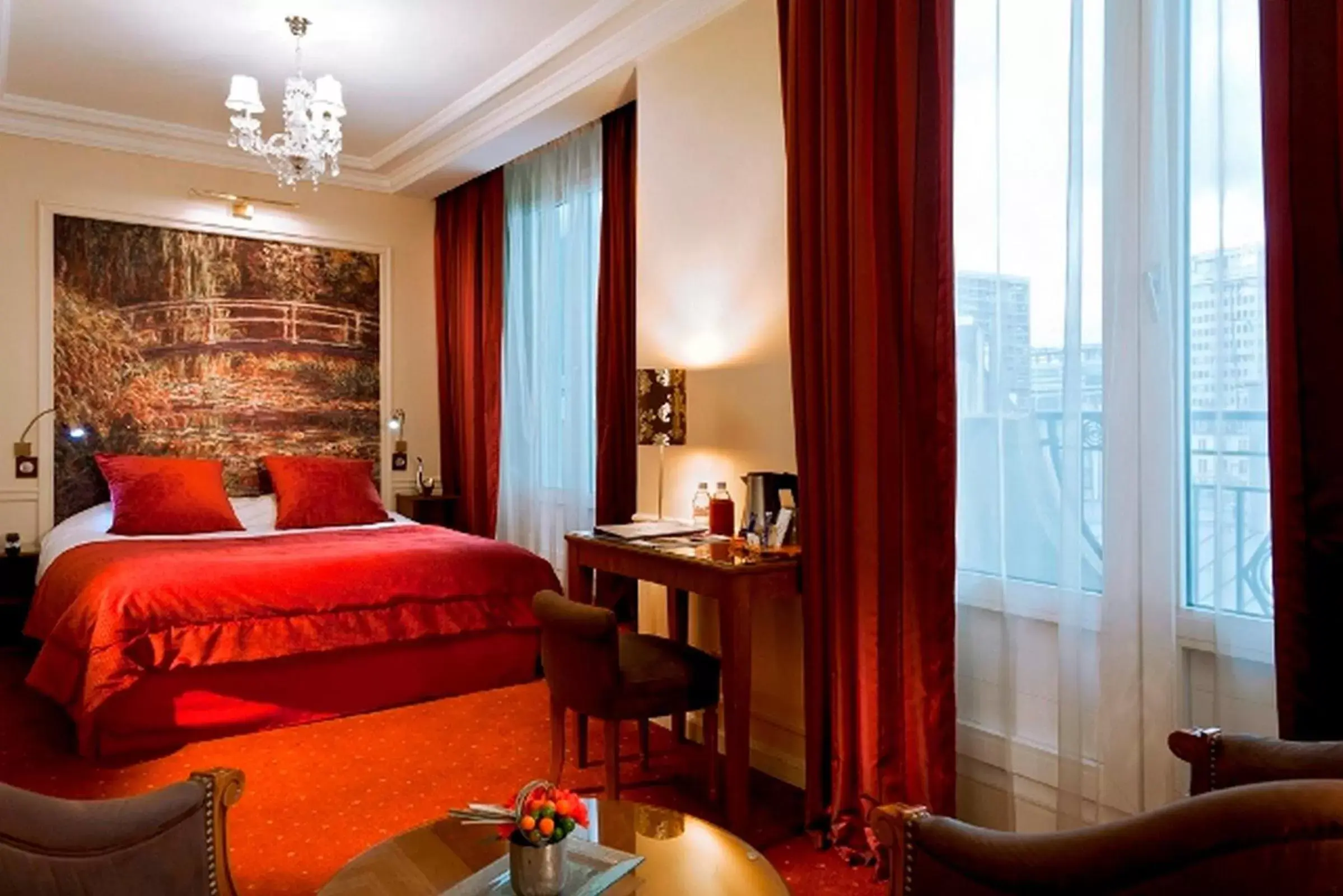 Superior Double Room in Timhotel Tour Montparnasse