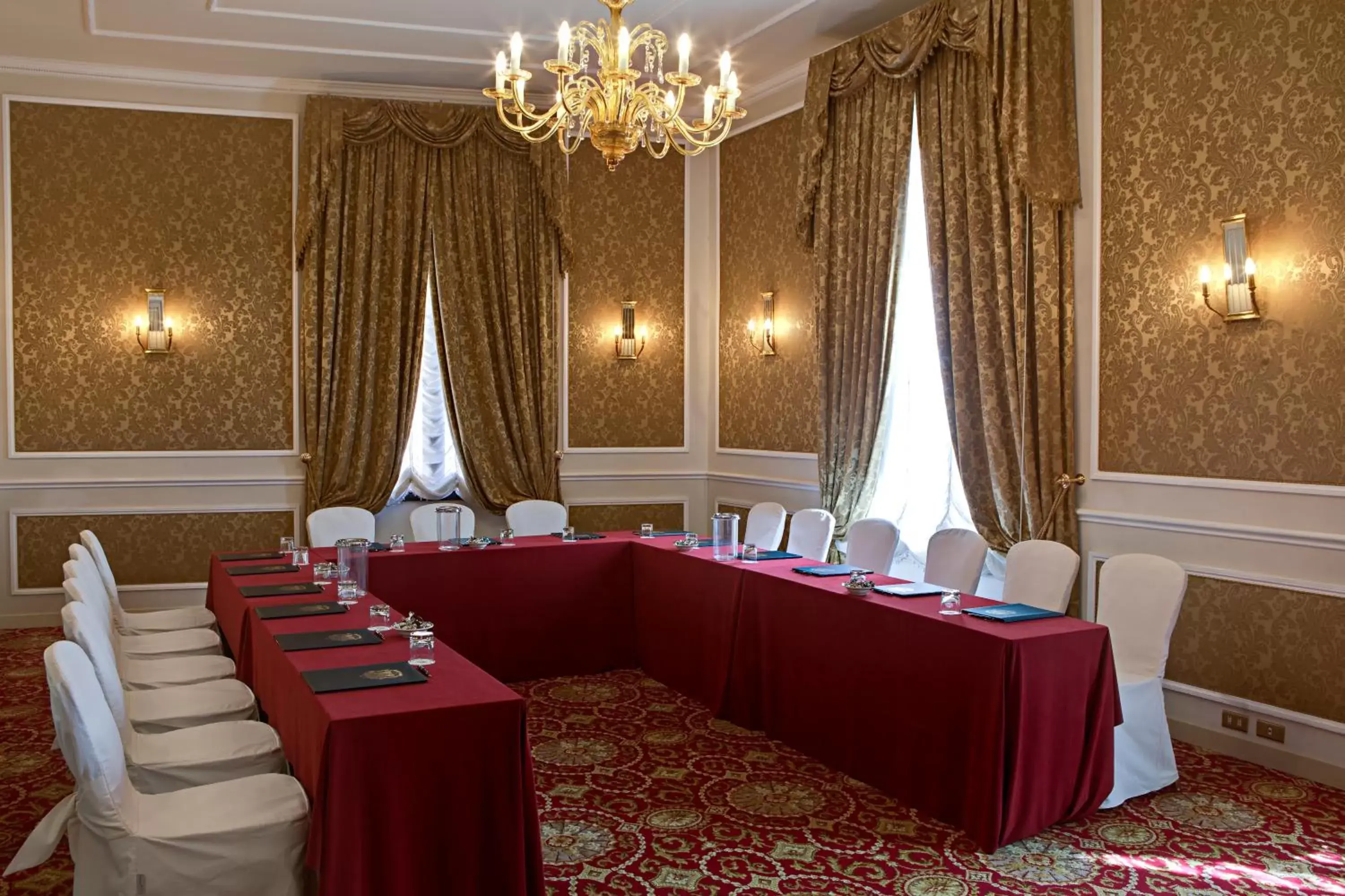 Business facilities in Grand Hotel Majestic gia' Baglioni