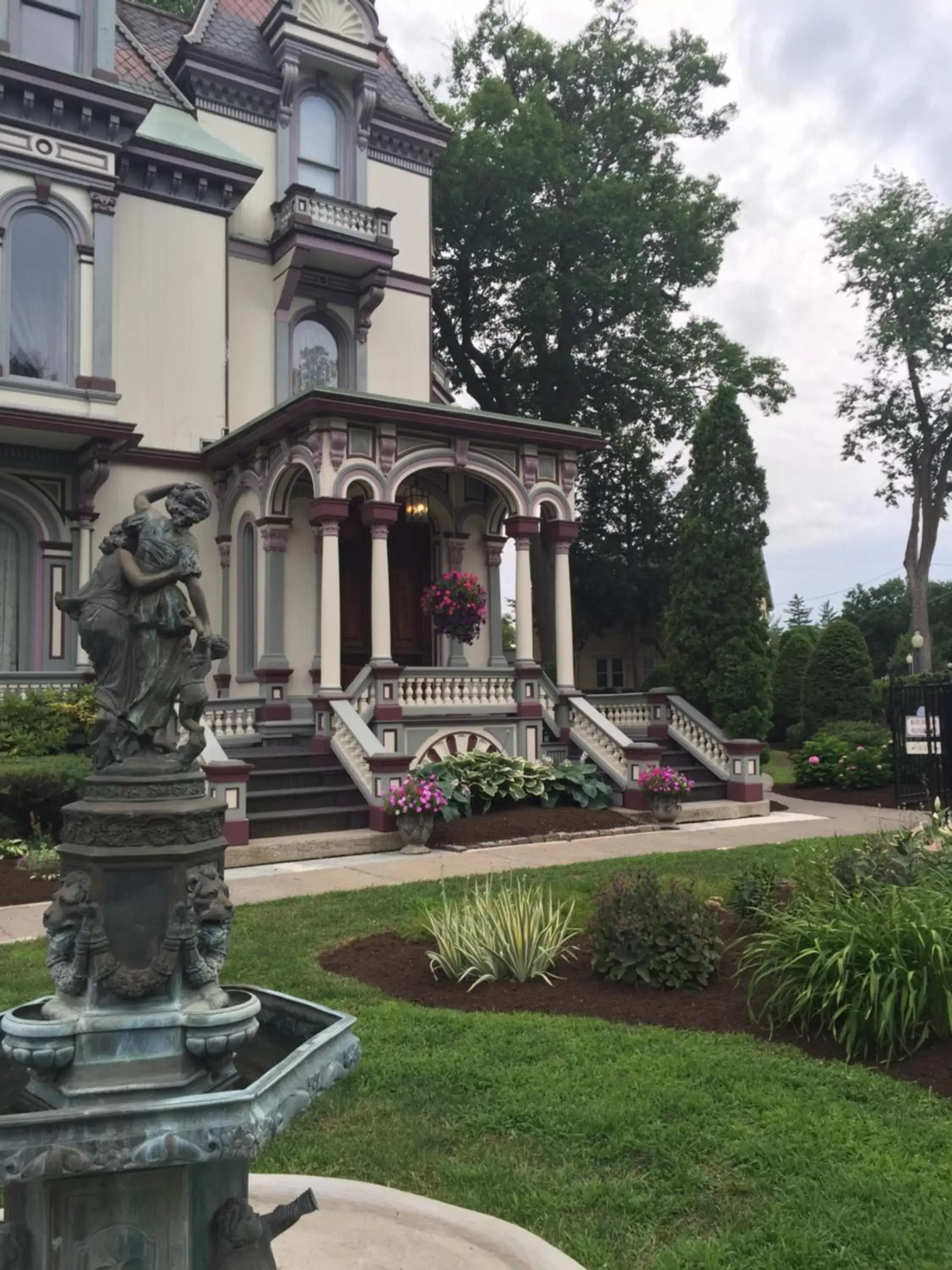 Property Building in Batcheller Mansion Inn