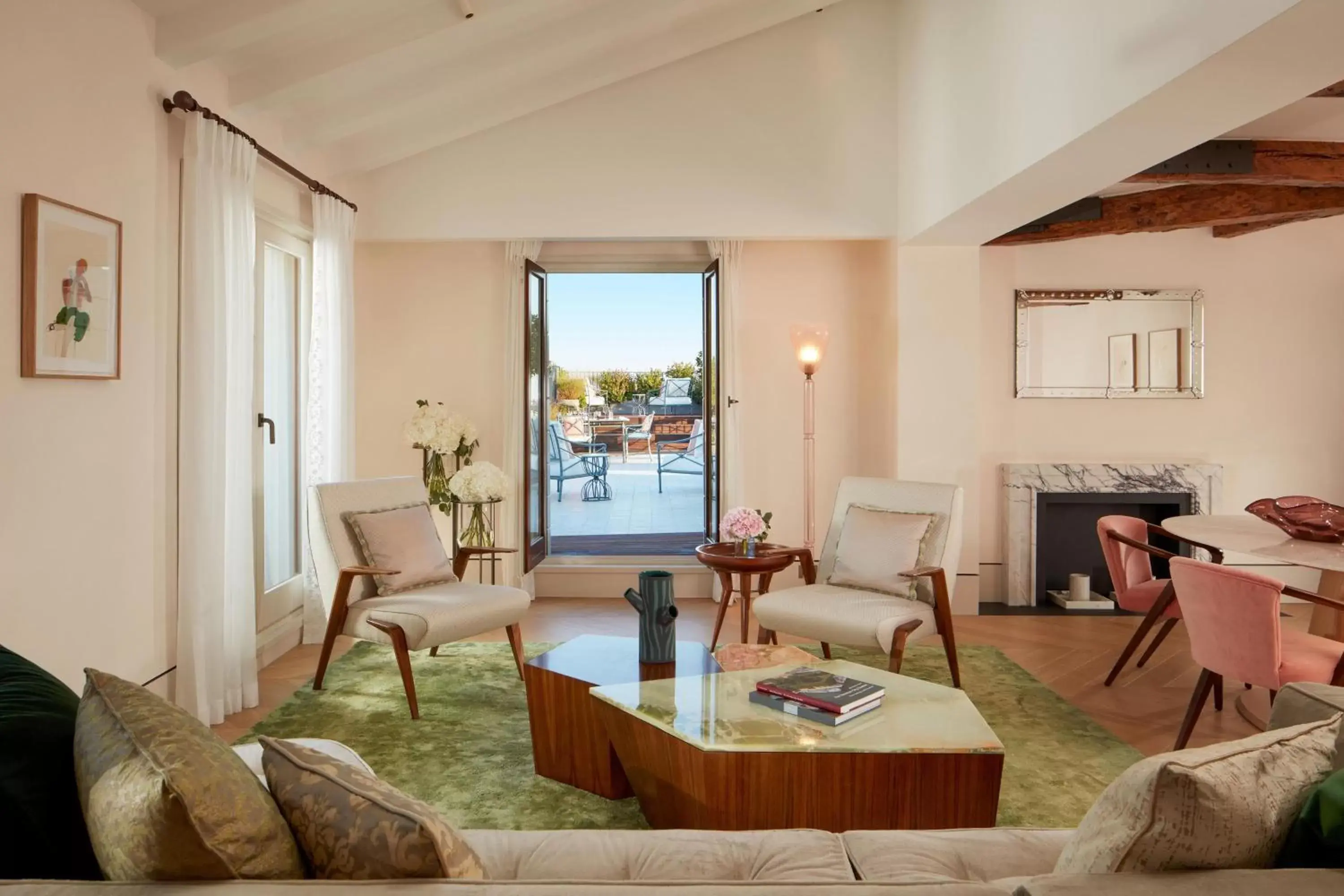 Living room, Seating Area in The St. Regis Venice