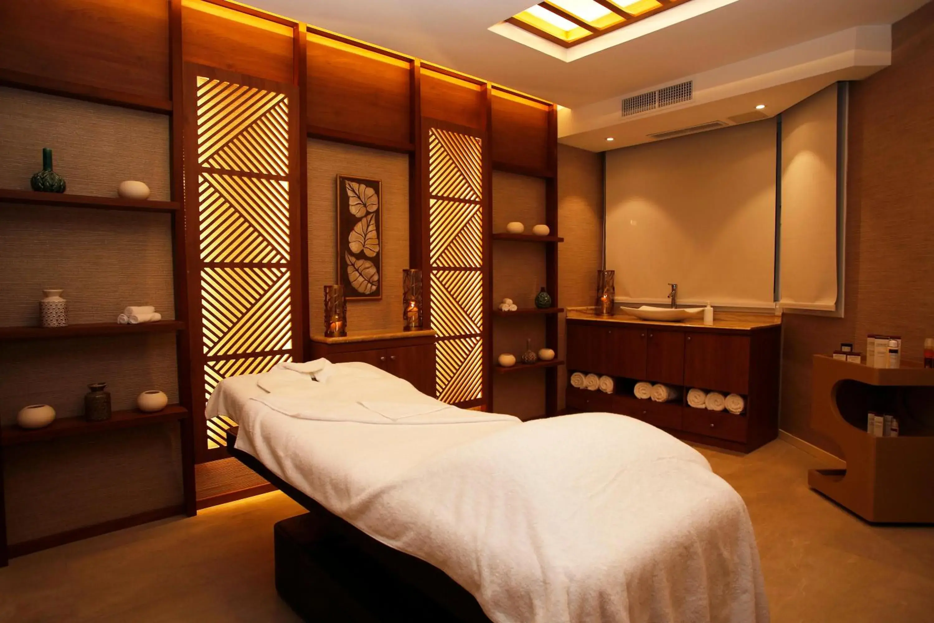 Spa/Wellness in HOTEL CORSICA