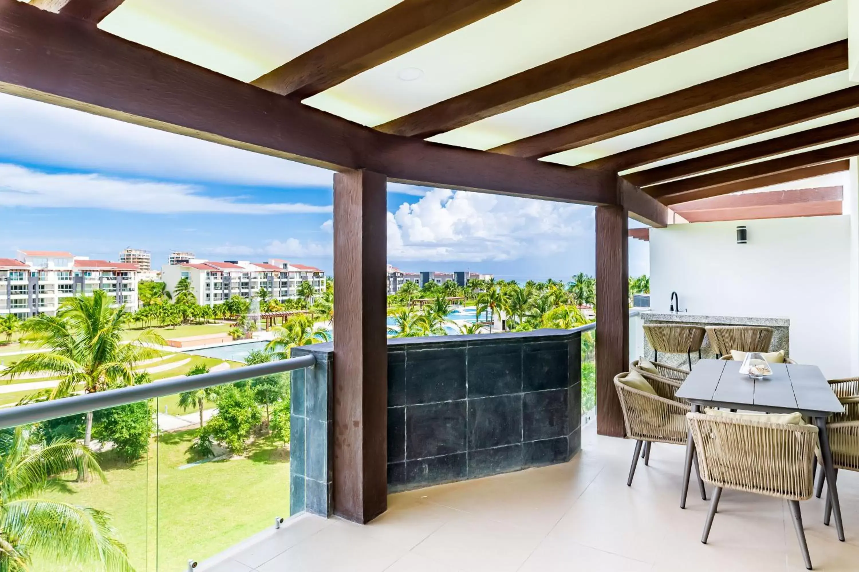 Mareazul Beach Front Condos At playa del Carmen