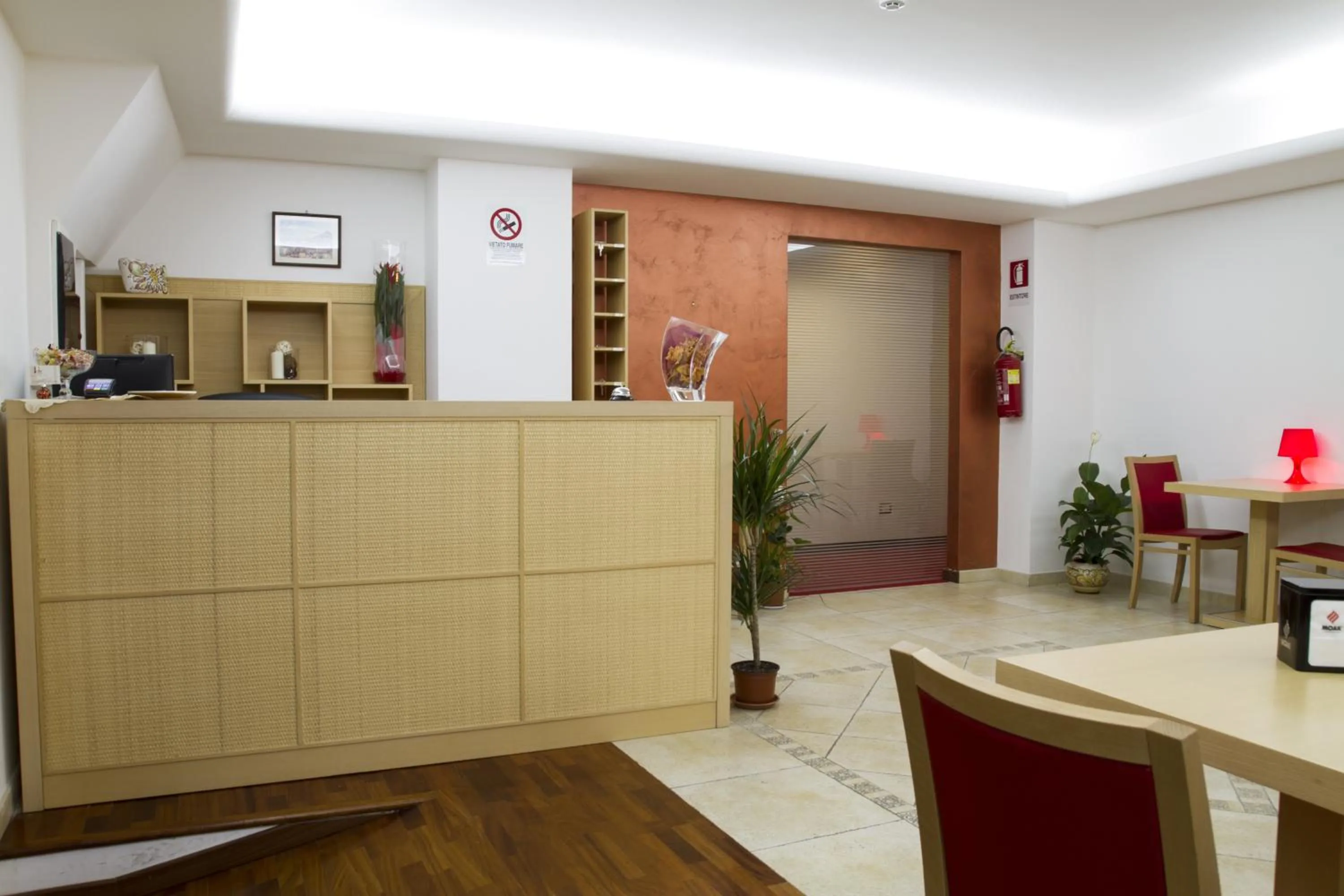 Lobby or reception in Hotel Catania Town