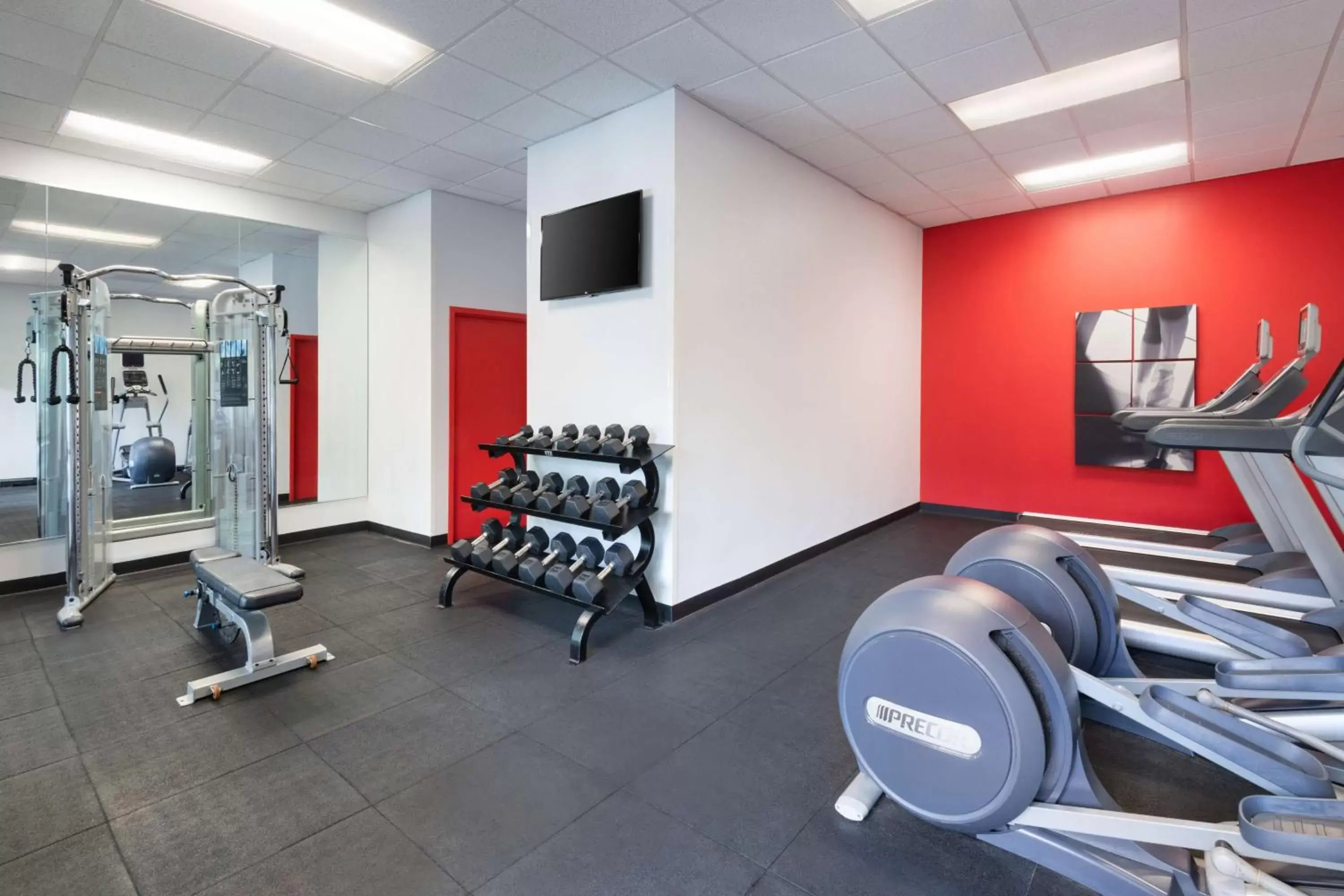 Activities, Fitness Center/Facilities in Radisson Hotel Nashville Airport