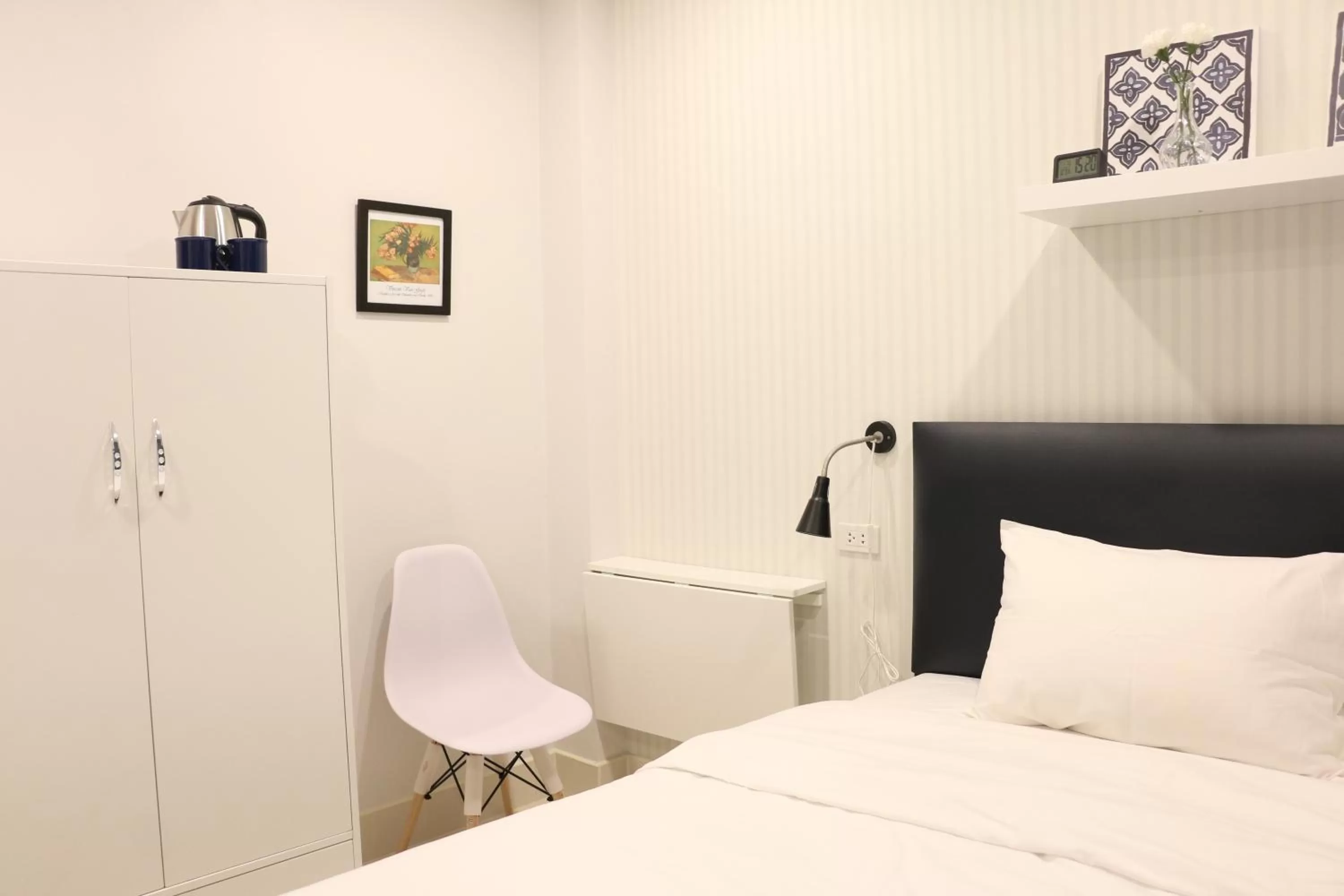 Bedroom in The Urban Age DeLuxe