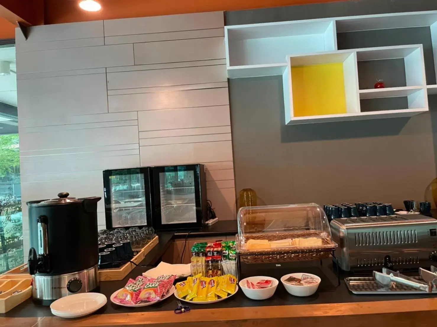 Restaurant/places to eat in Hotel Z zpaze Restaurant/places to eat in Hotel Z zpaze