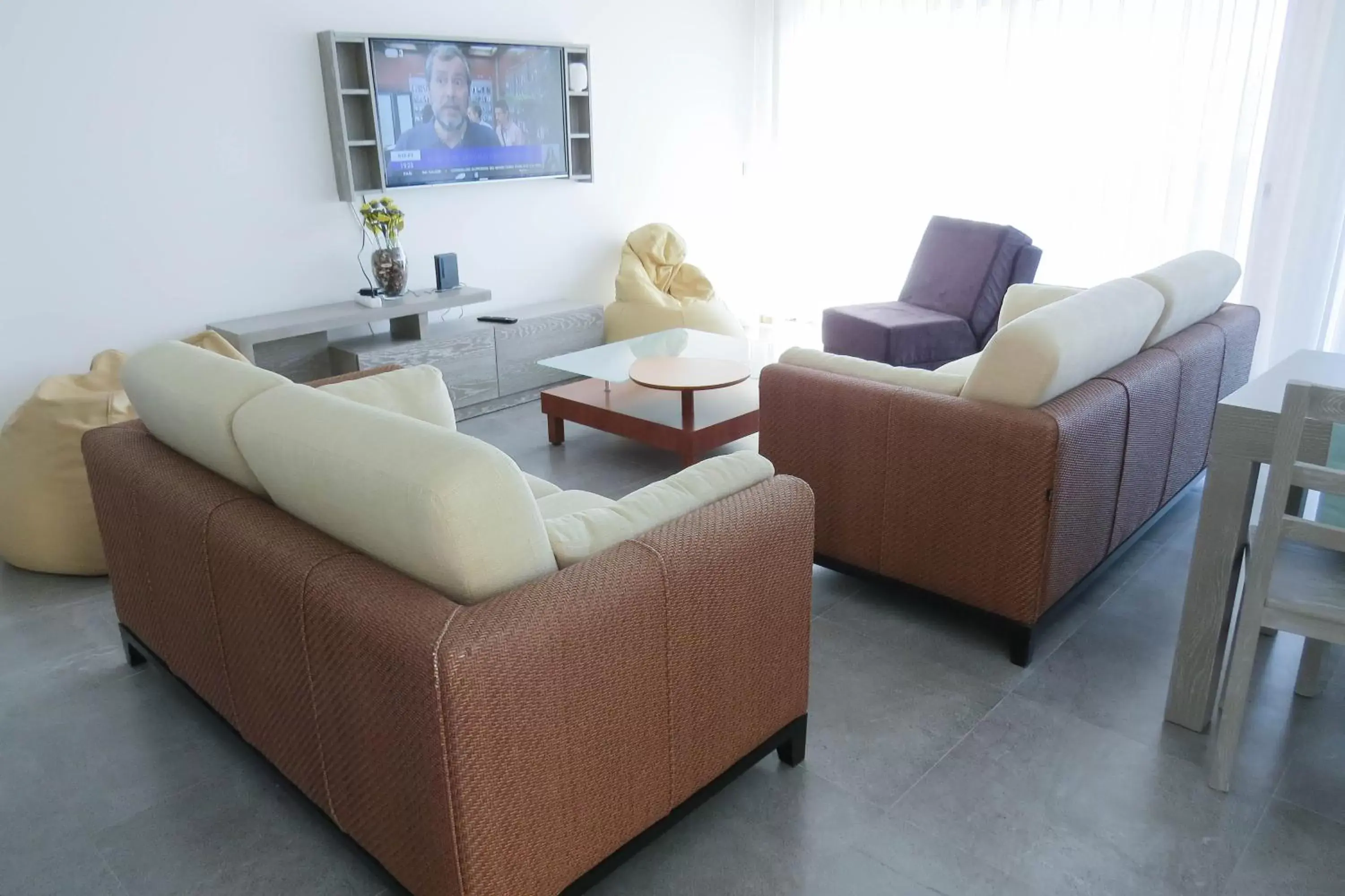 Communal lounge/ TV room, Seating Area in Casa Miradouro