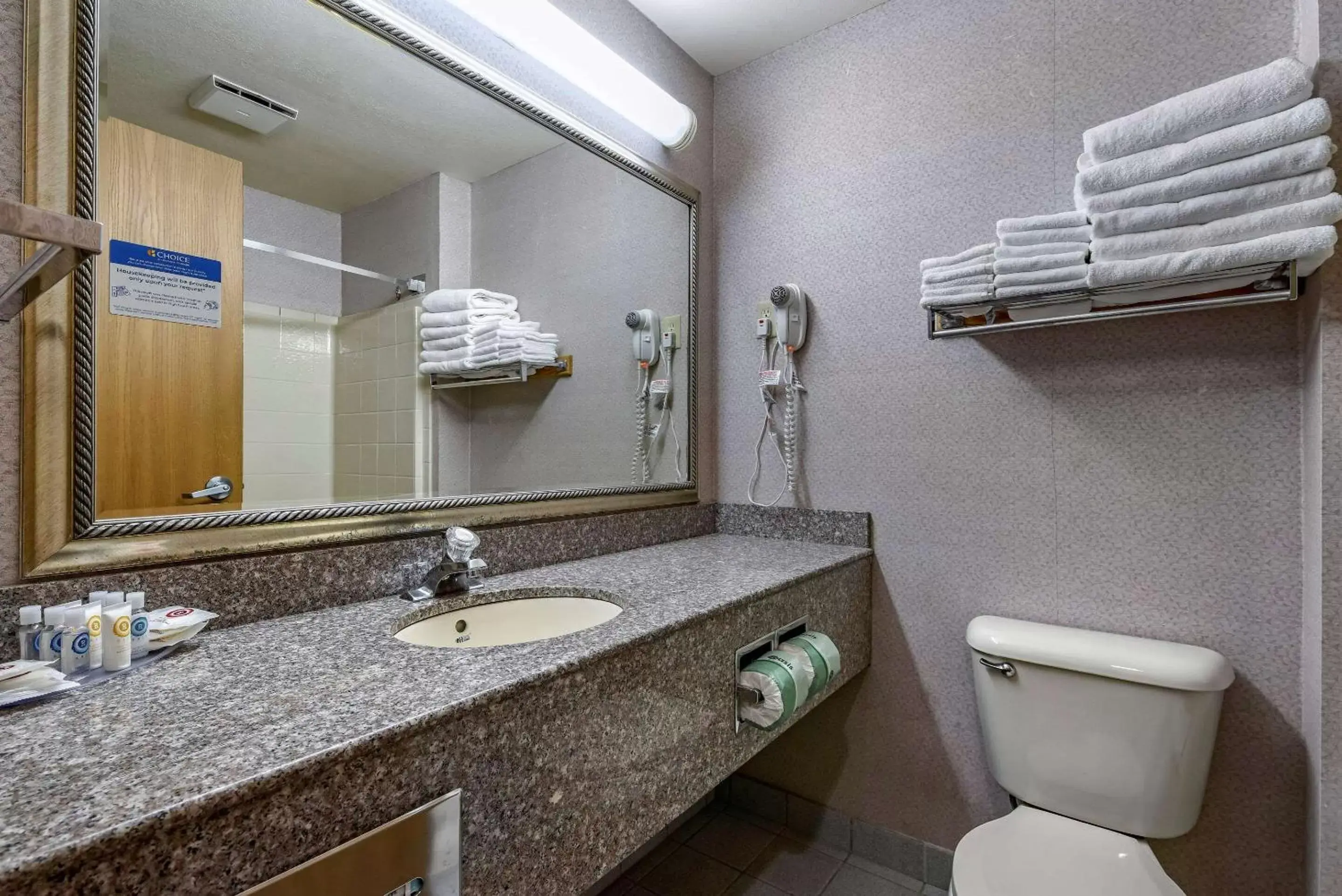 Photo of the whole room, Bathroom in Comfort Suites Portland Airport