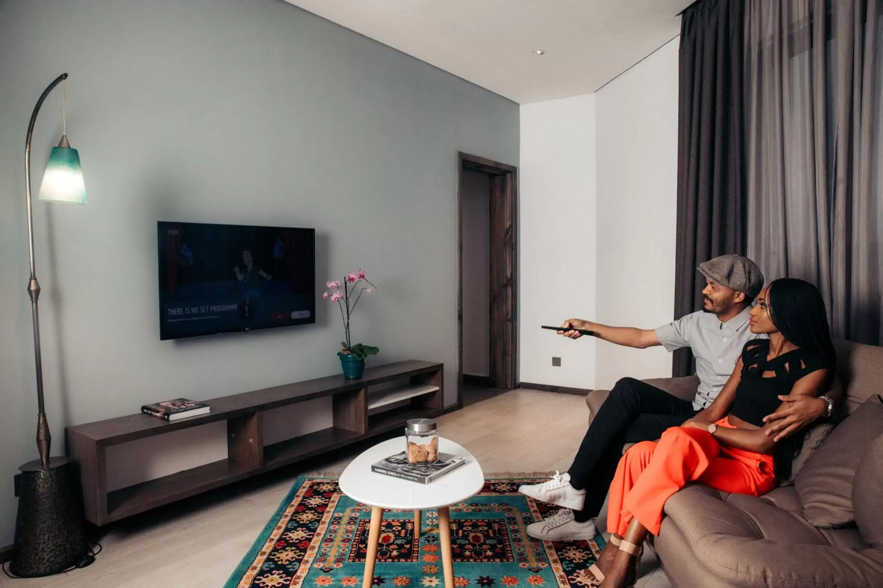 Communal lounge/ TV room in Trademark Hotel, a Member of Design Hotels