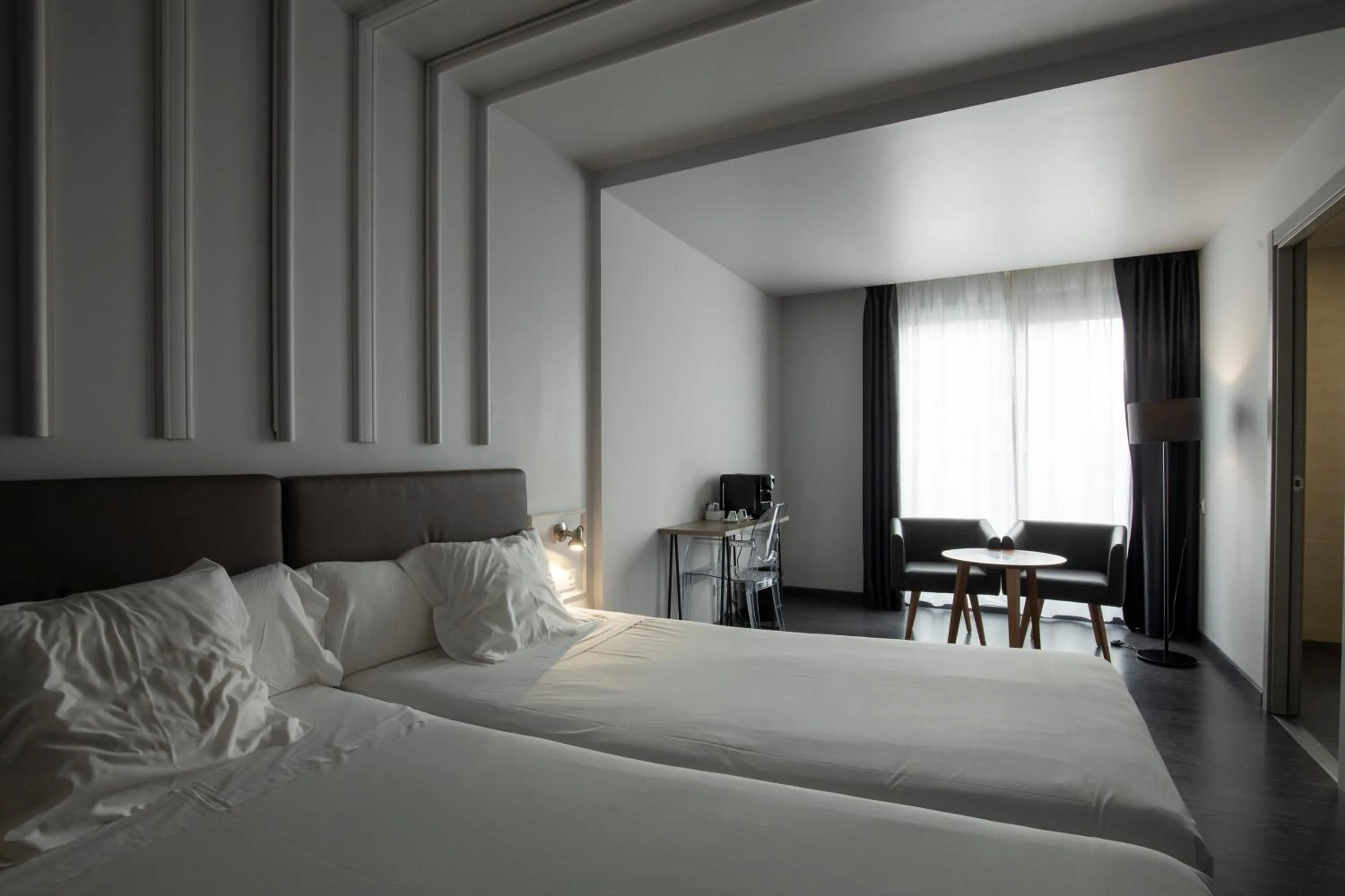 Photo of the whole room, Bed in Hotel Lux Santiago