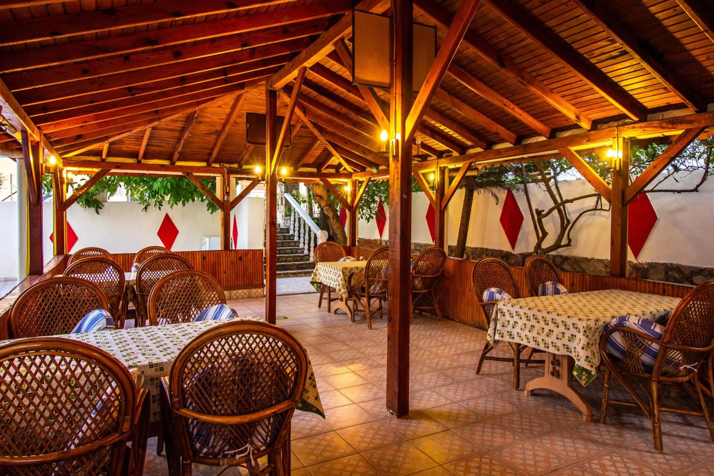 Restaurant/places to eat in Tayfun Apart Hotel