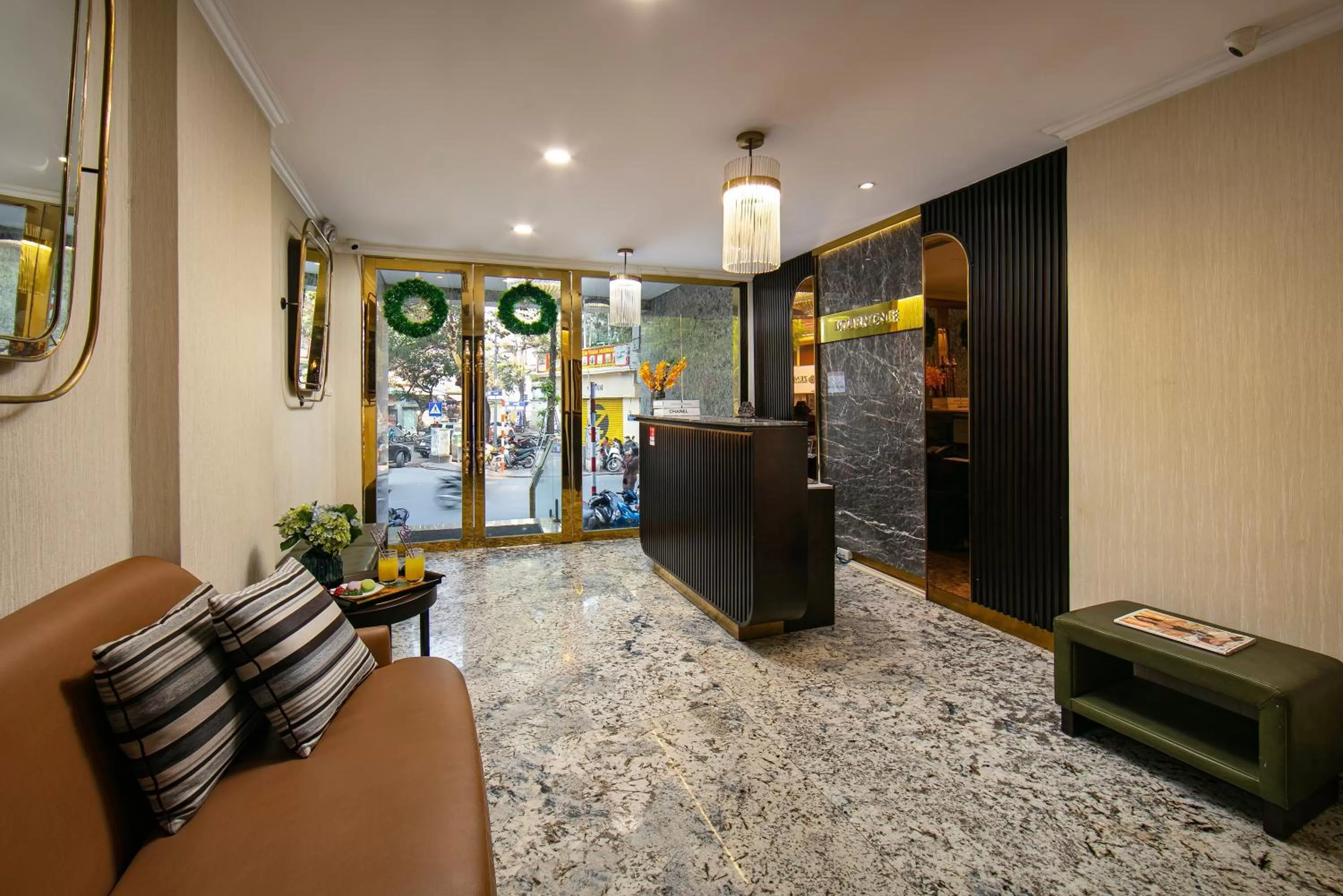 Living room in San Palace Hotel & Rooftop