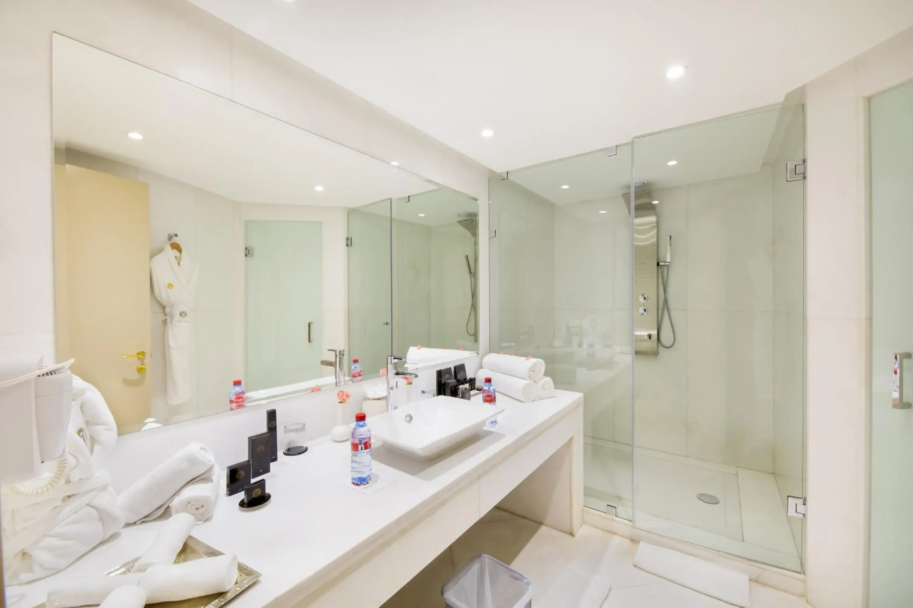 Shower, Bathroom in Grand Mogador City Center Casablanca