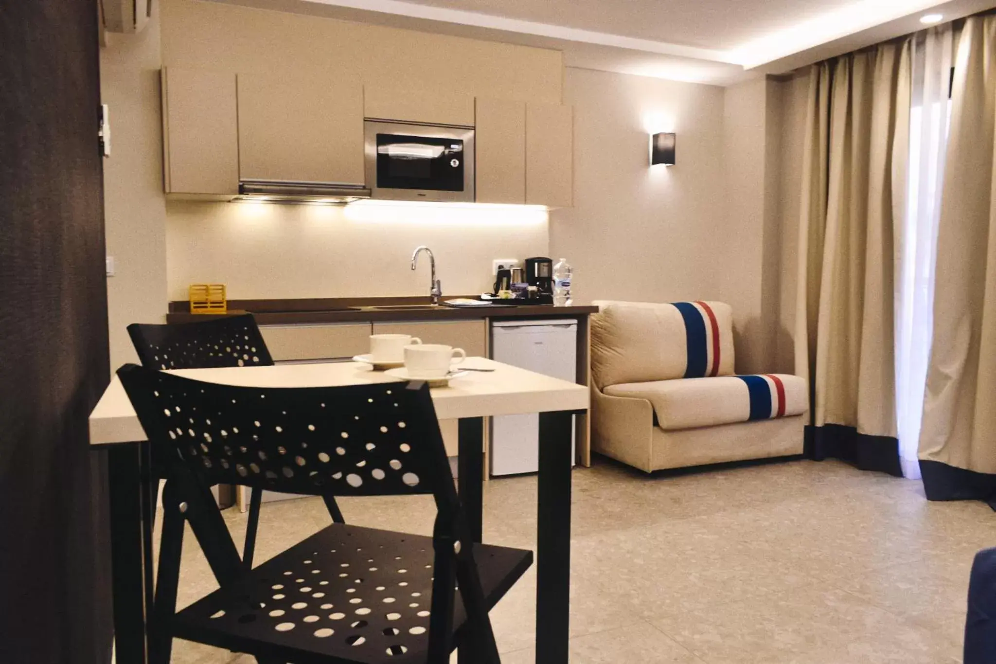 Living room, Dining Area in GBH Hotel-Apartamentos Posidonia