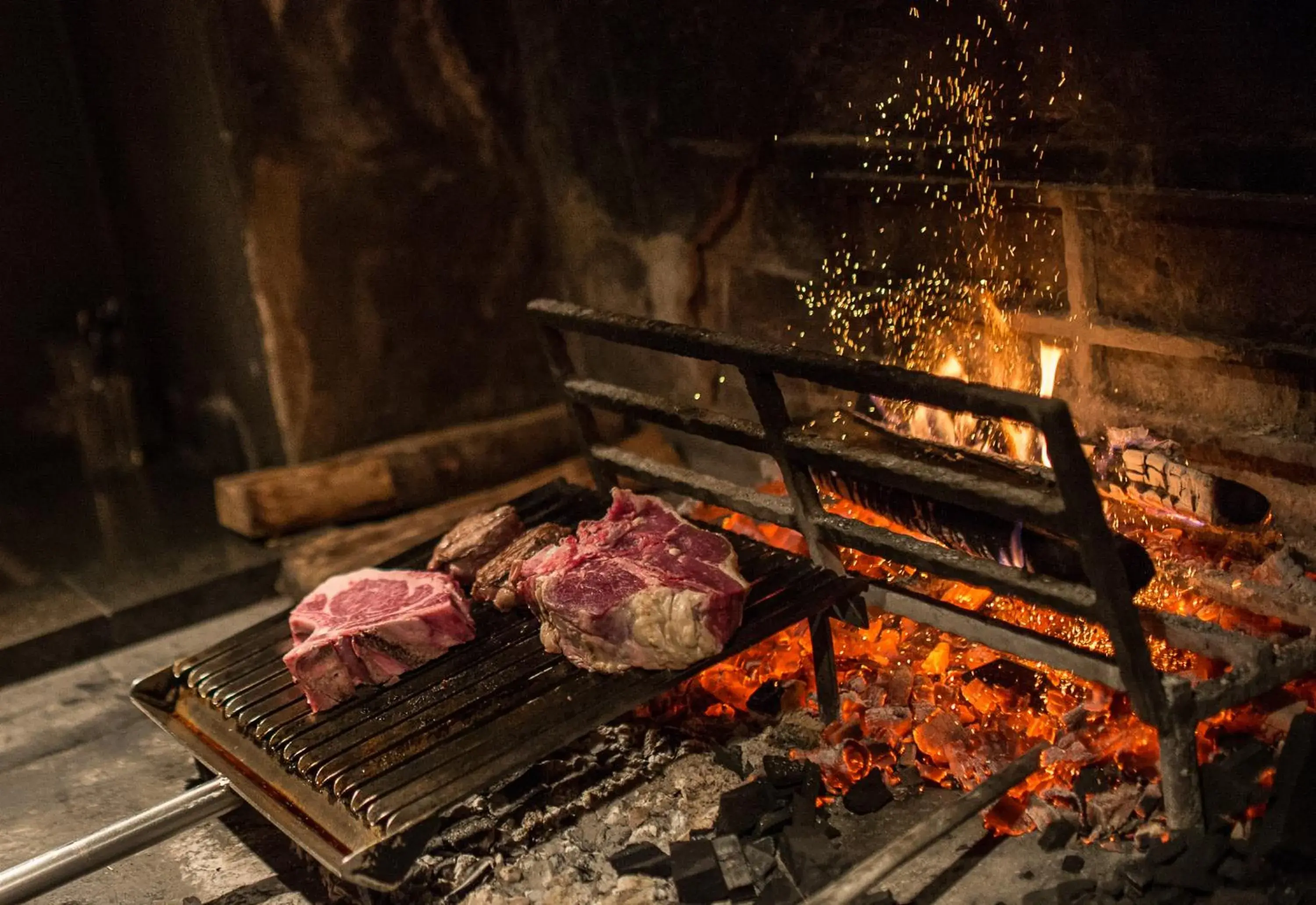 BBQ Facilities in Hotel Villa Miravalle