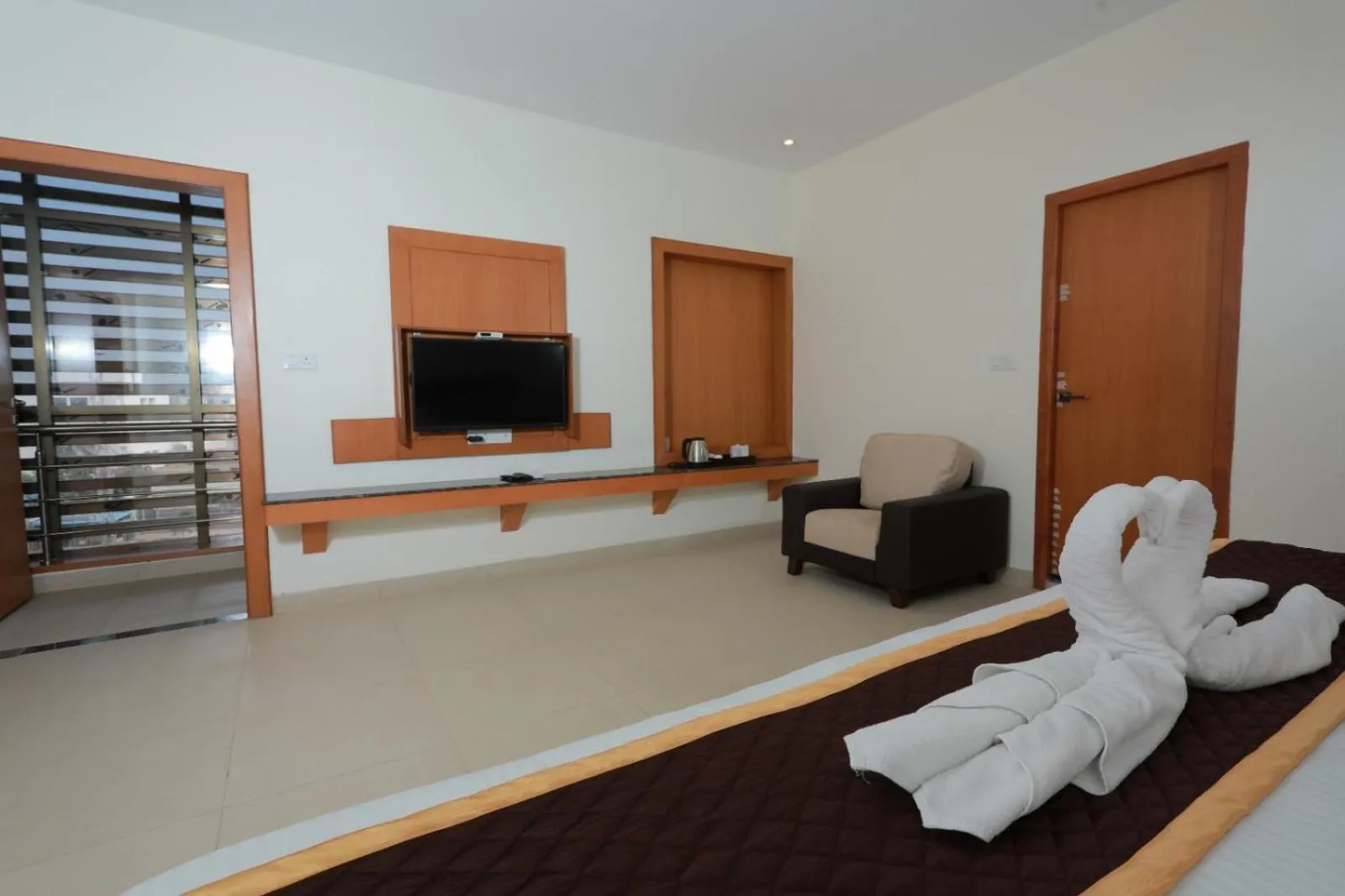 Photo of the whole room, Bed in Hotel Ashok Palace