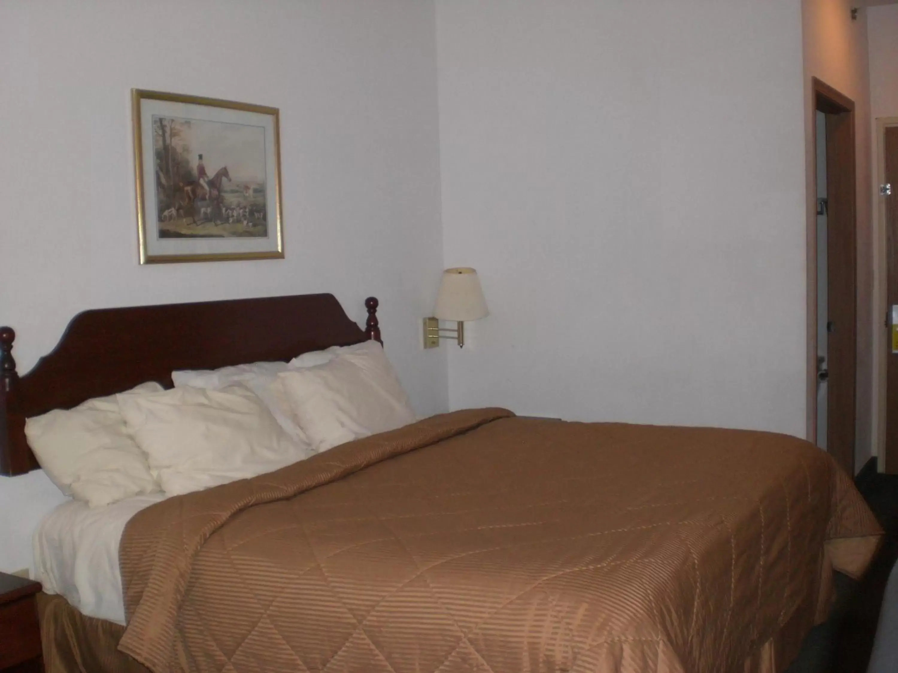 Bed in Days Inn by Wyndham Butler Bed in Days Inn by Wyndham Butler