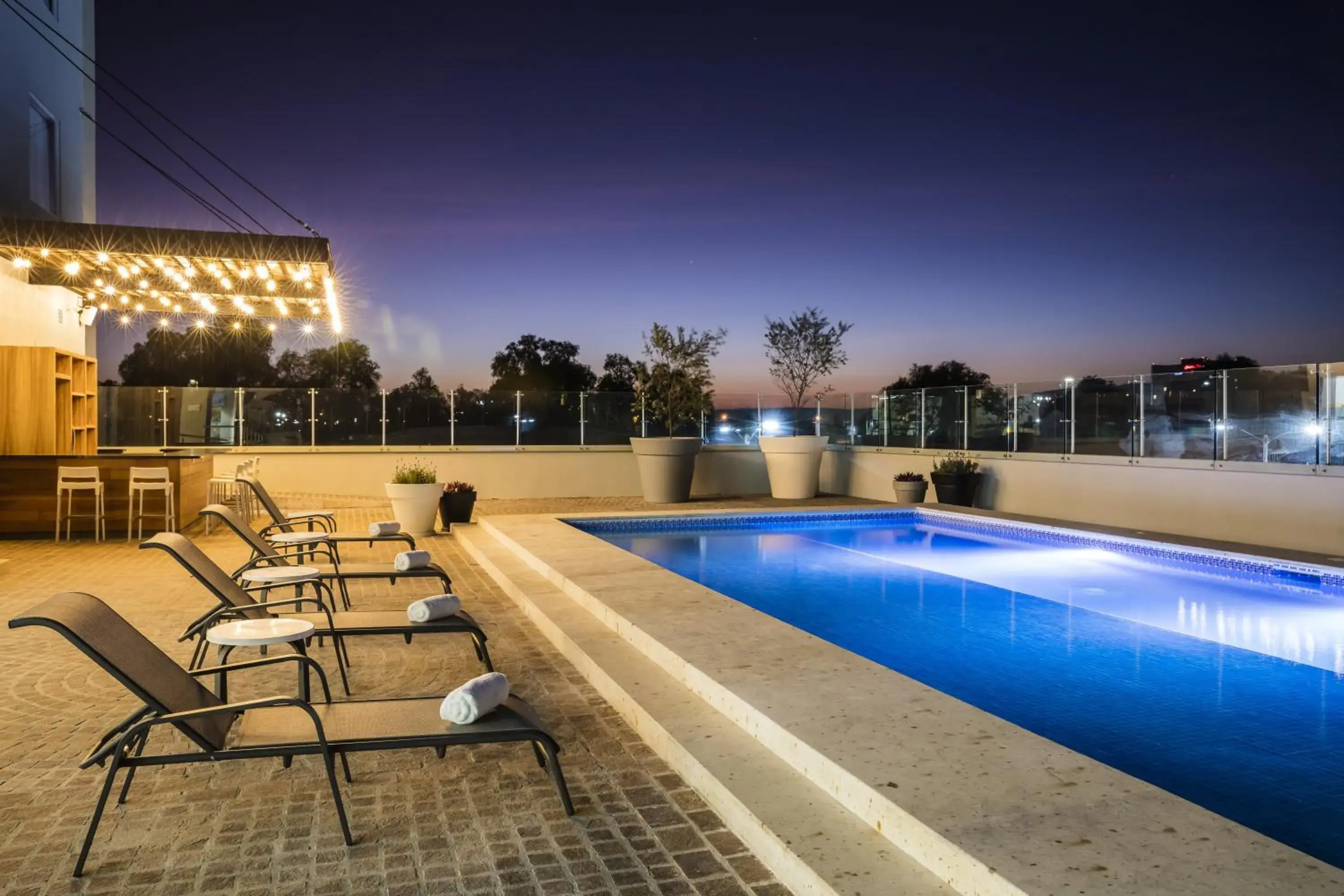 Swimming Pool in Fiesta Inn Celaya Galerias
