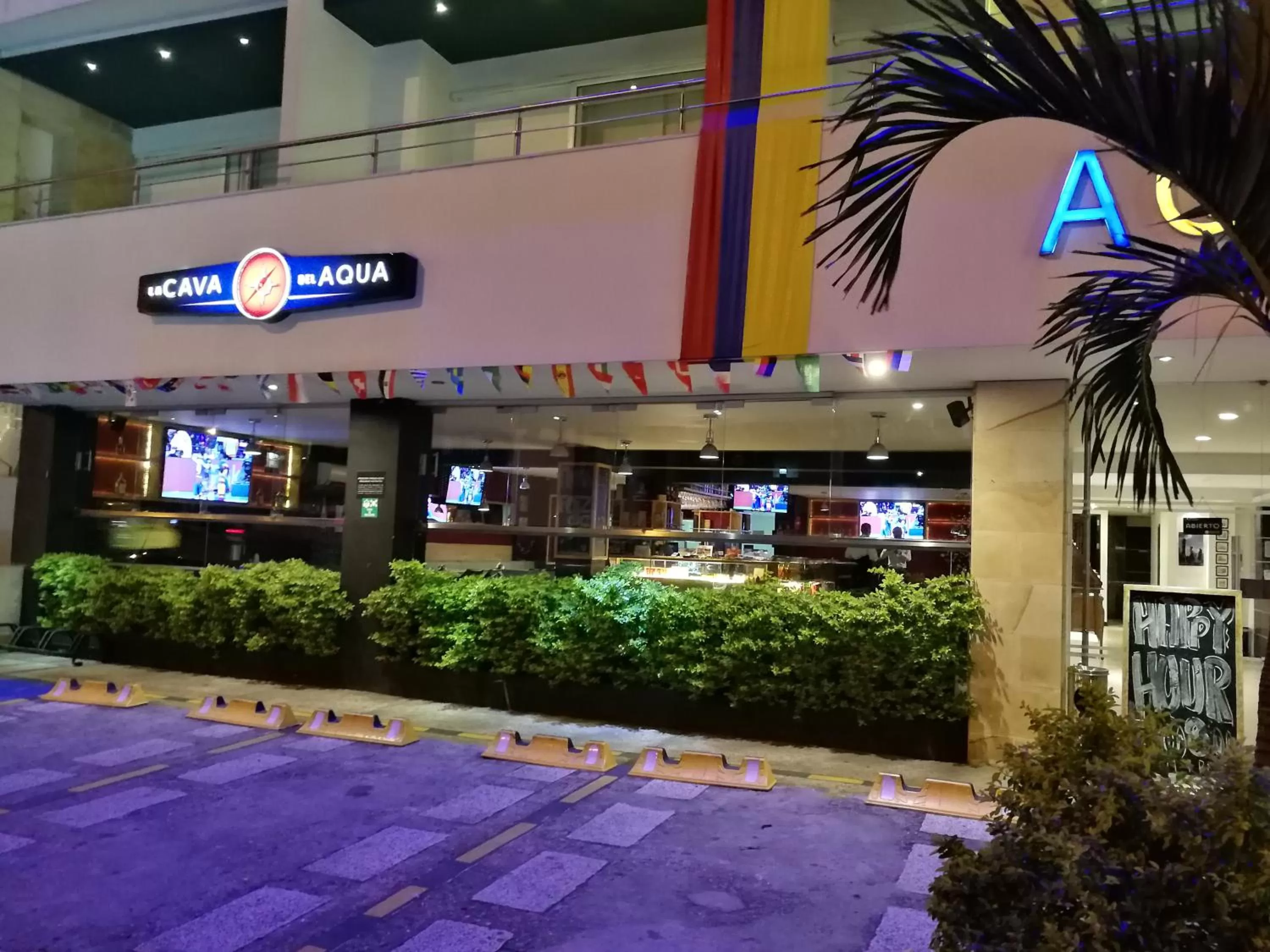 Food and drinks in Aqua Granada Hotel