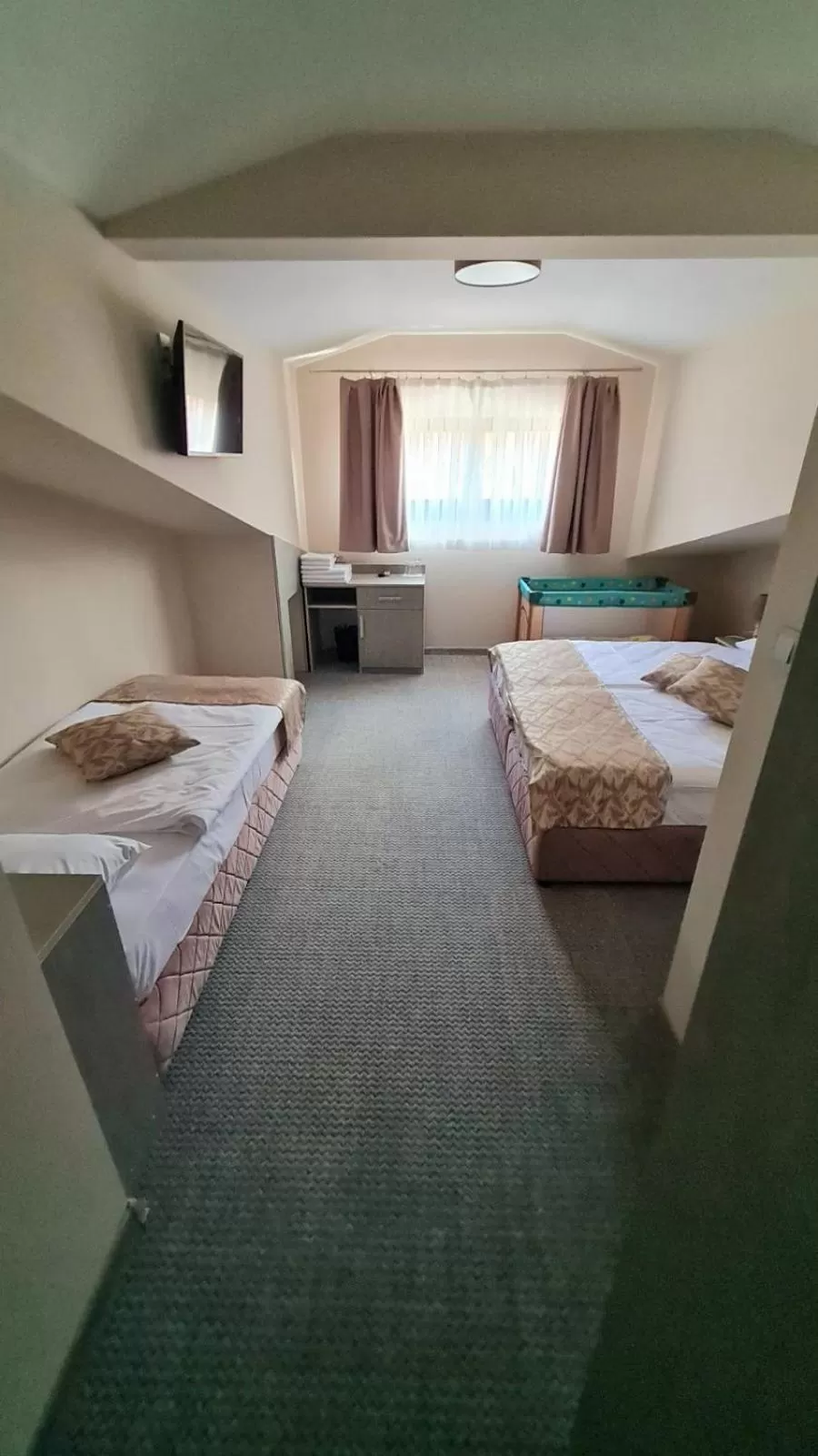 Deluxe Triple Room in Hotel Ponti