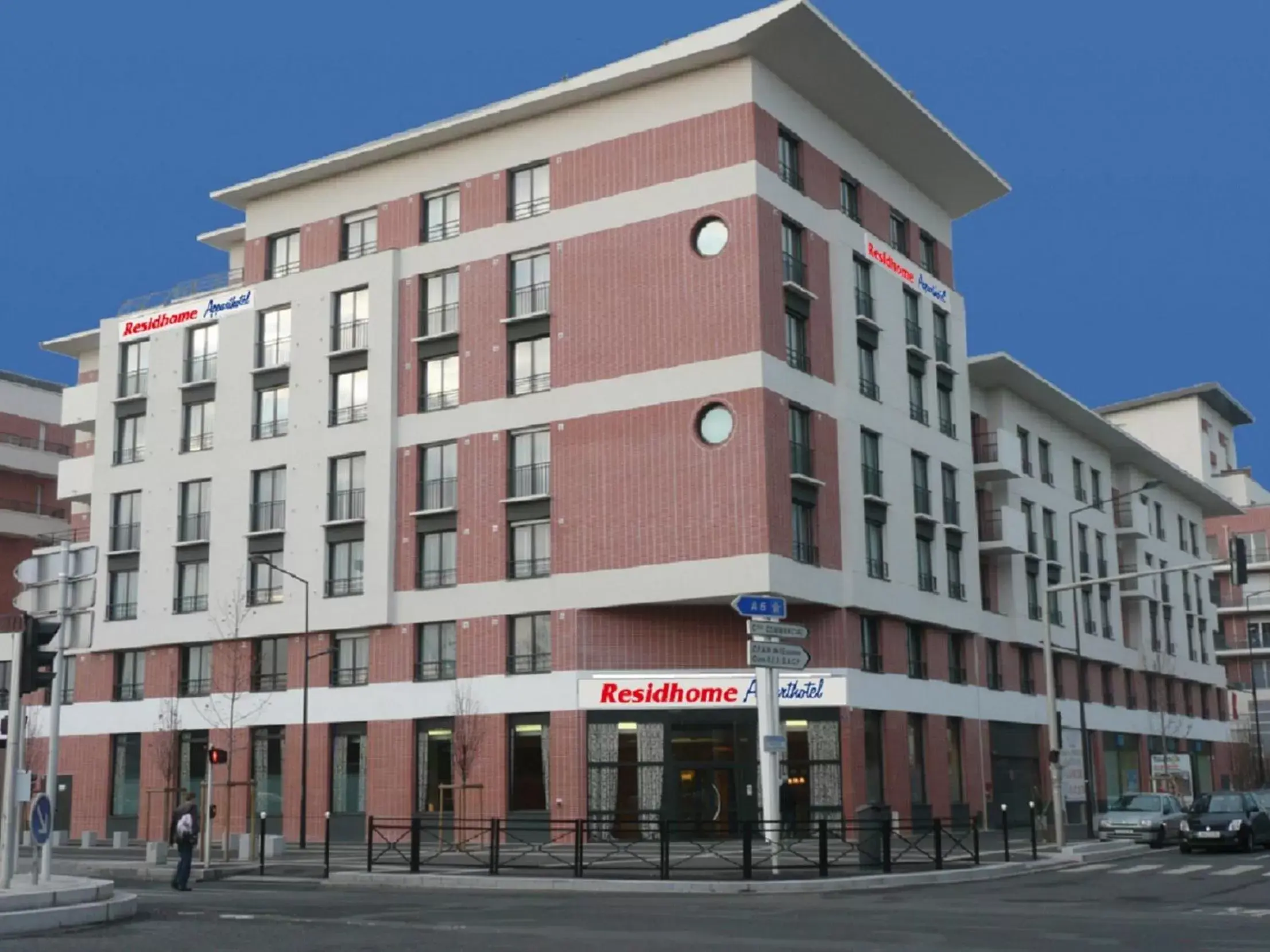 Facade/entrance, Property Building in Residhome Paris-Evry