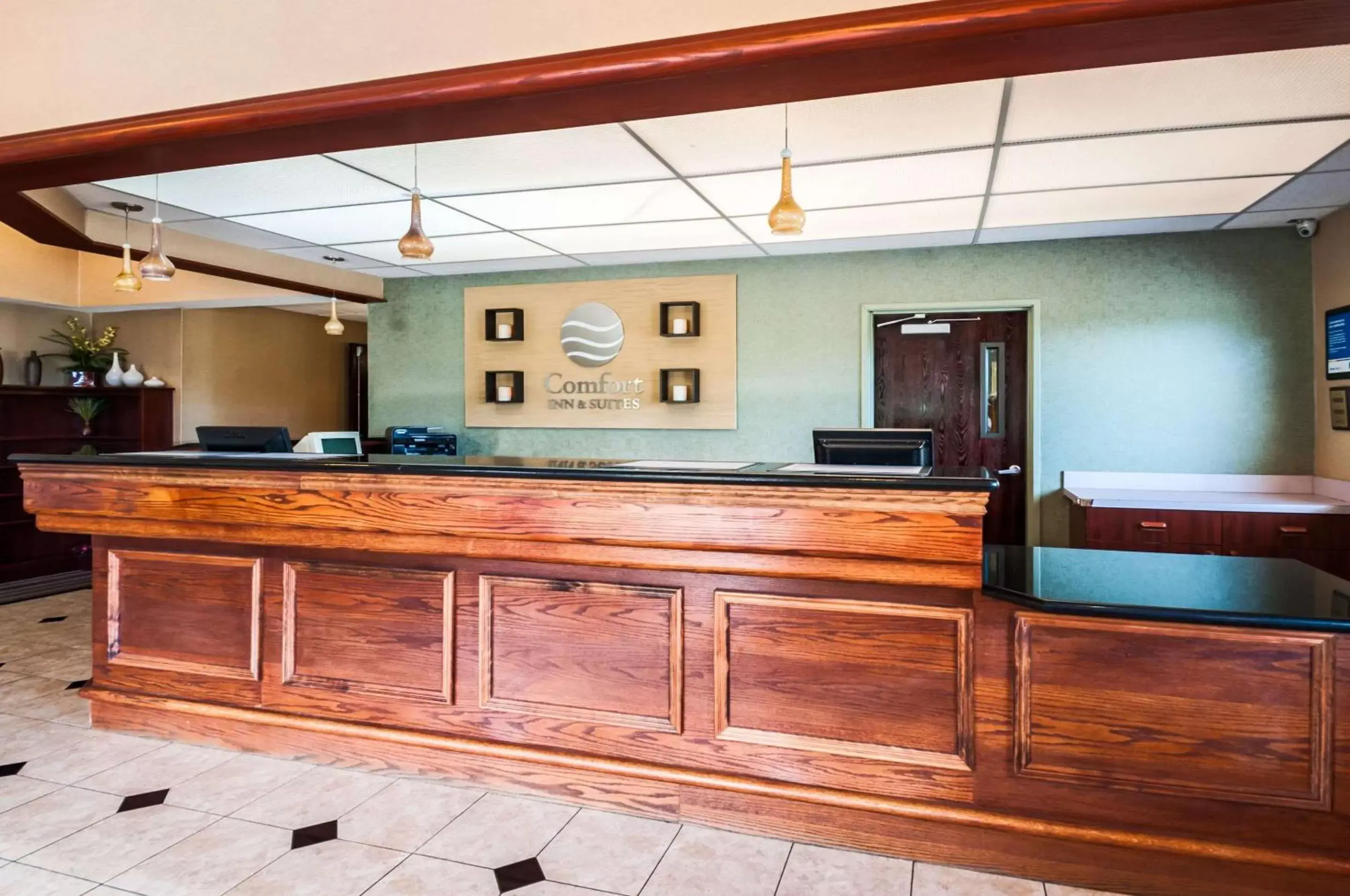 Lobby or reception, Lobby/Reception in Comfort Inn and Suites North East