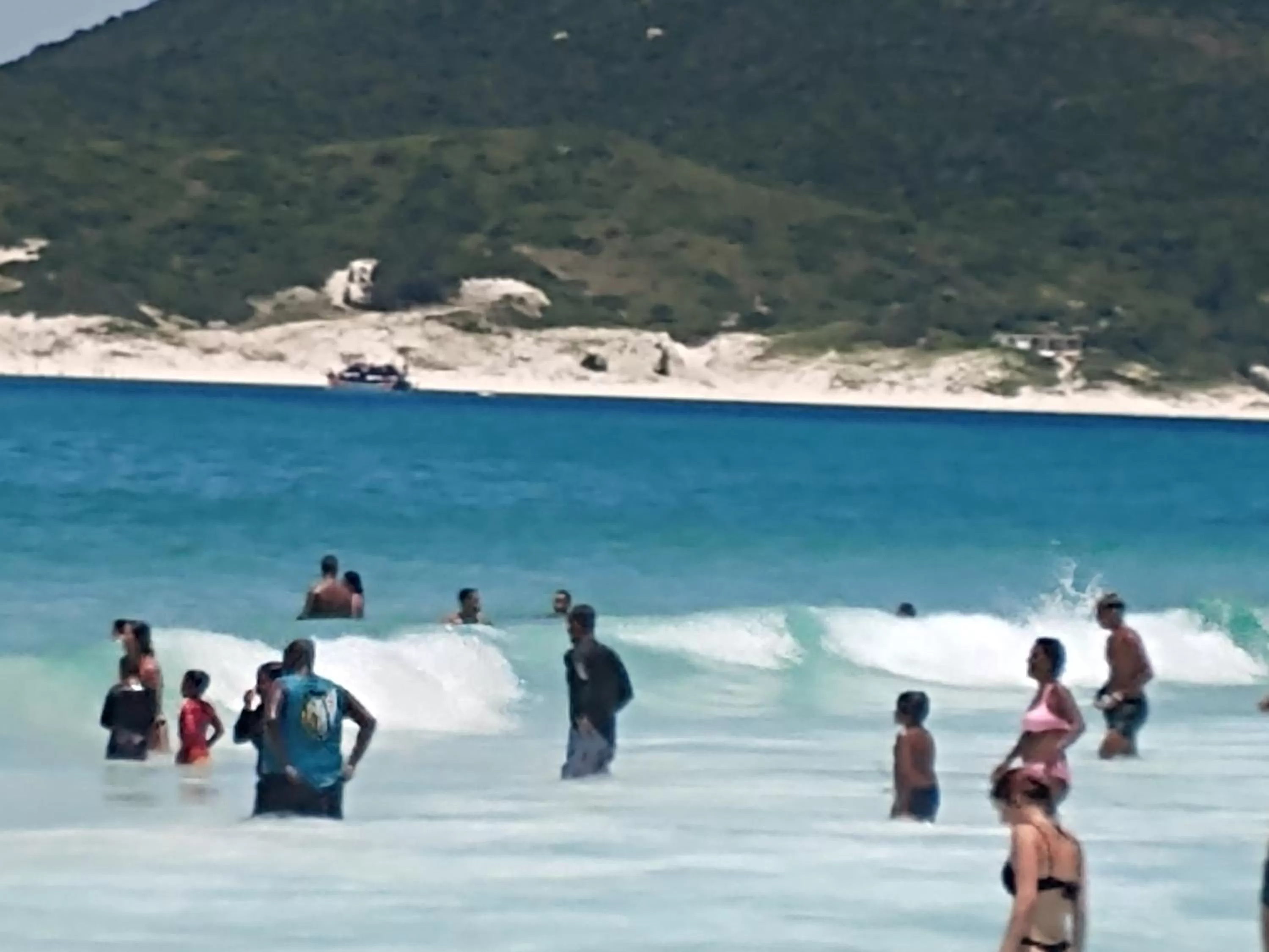 Natural landscape in Apartamento no Golden Lake - pé na areia, agua de côco e cervejinha