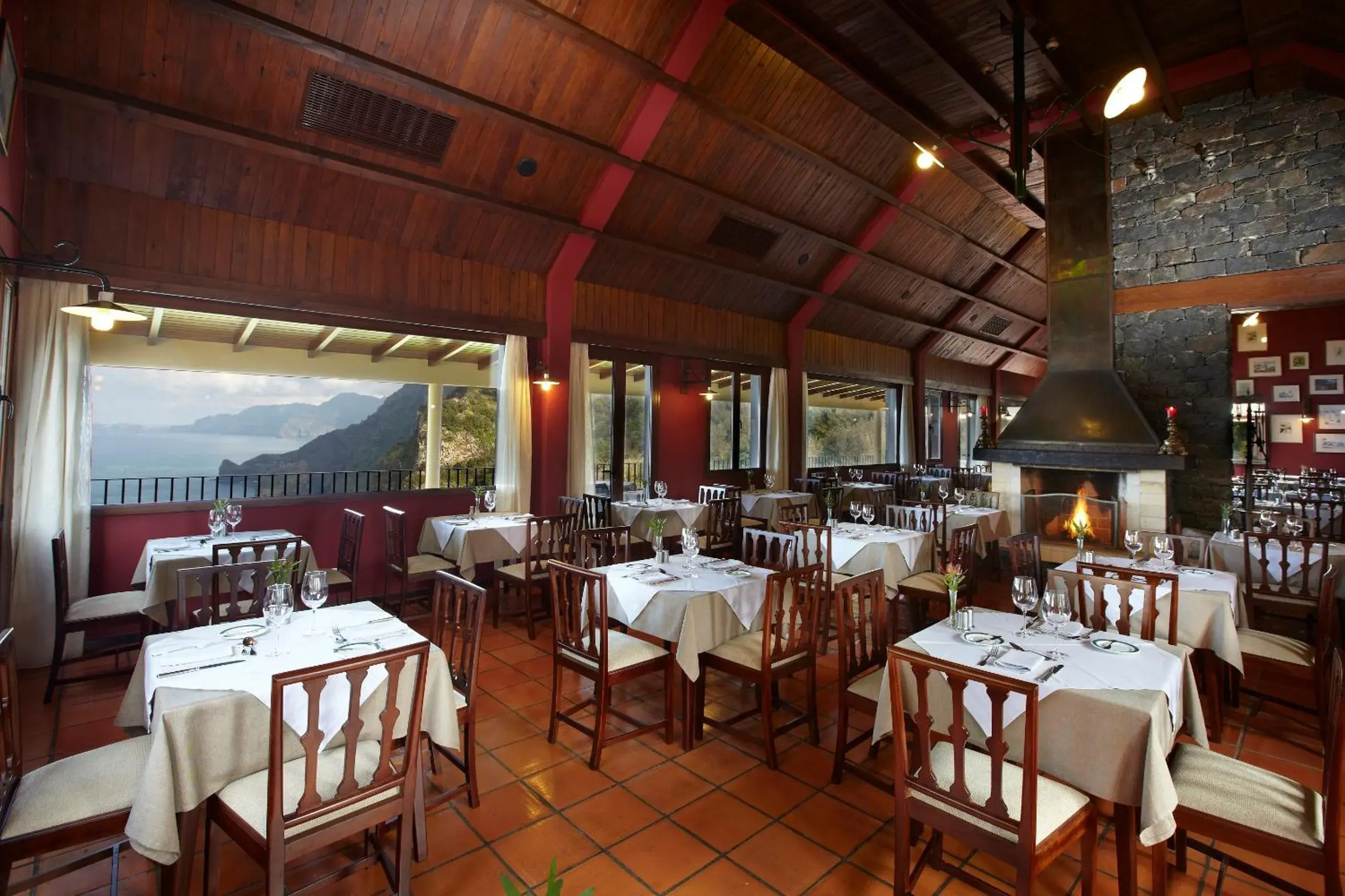 Restaurant/places to eat in Hotel Quinta Do Furao Restaurant/places to eat in Hotel Quinta Do Furao