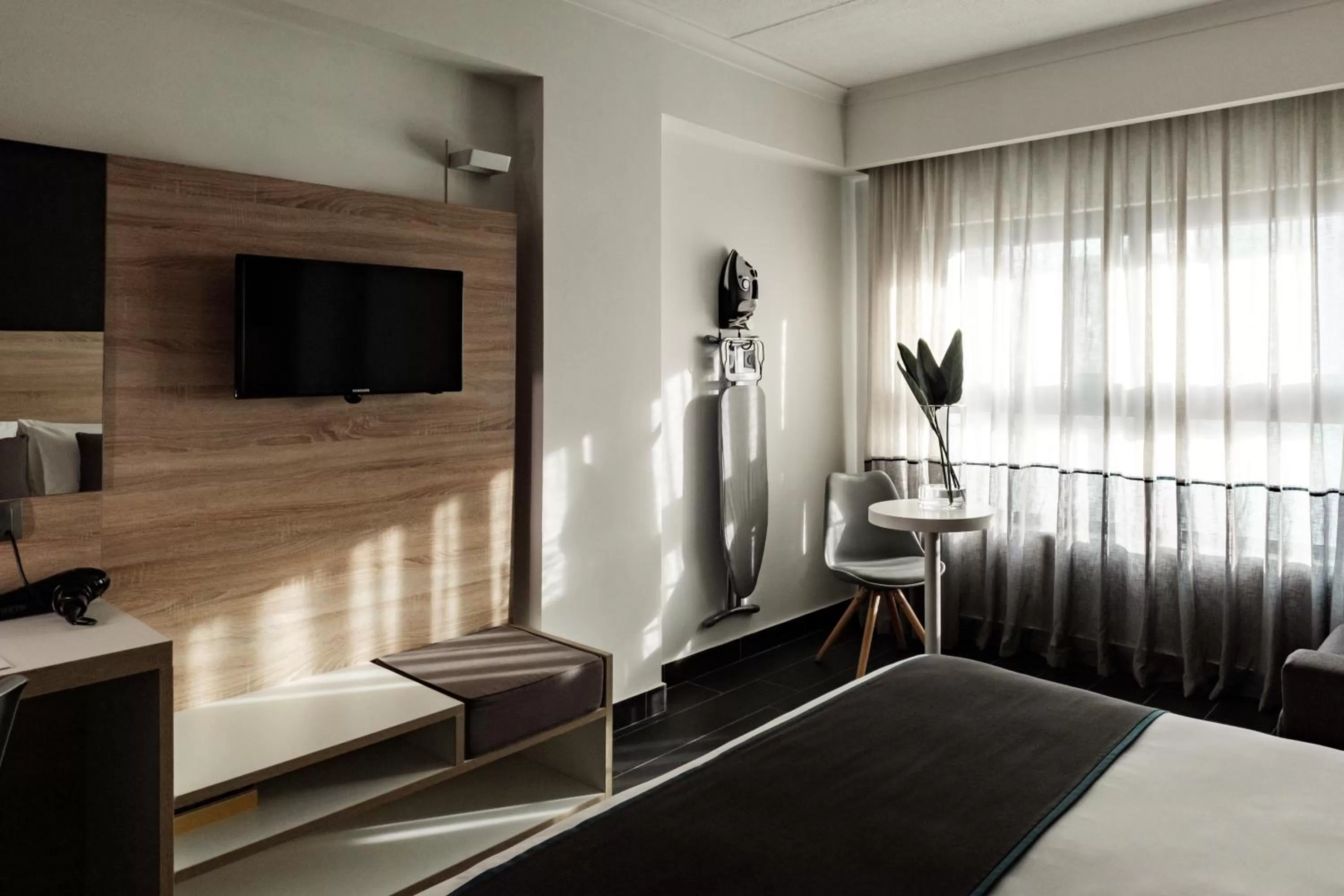 Photo of the whole room, Bed in be.HOTEL