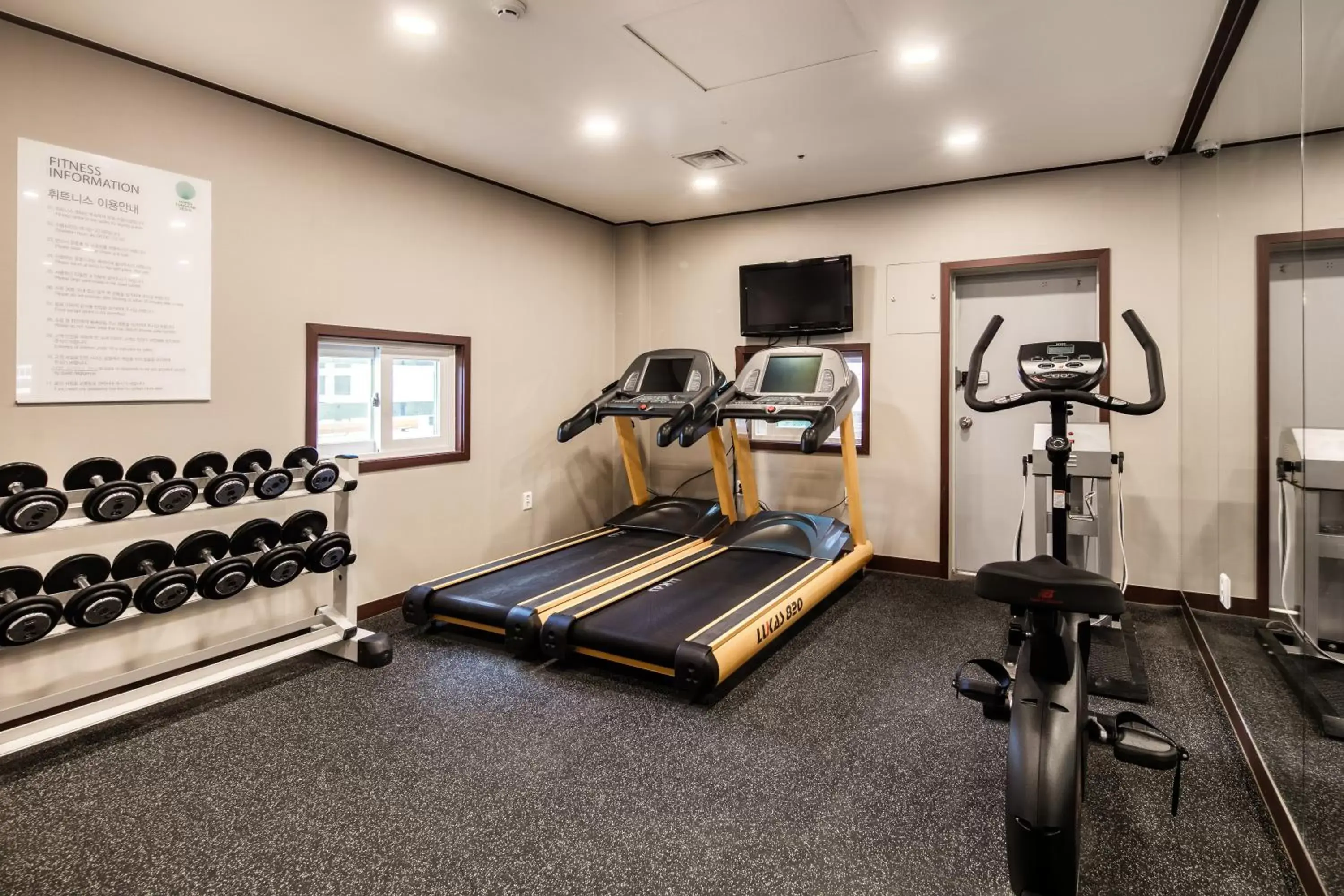 Fitness Center/Facilities in Sunshine Hotel