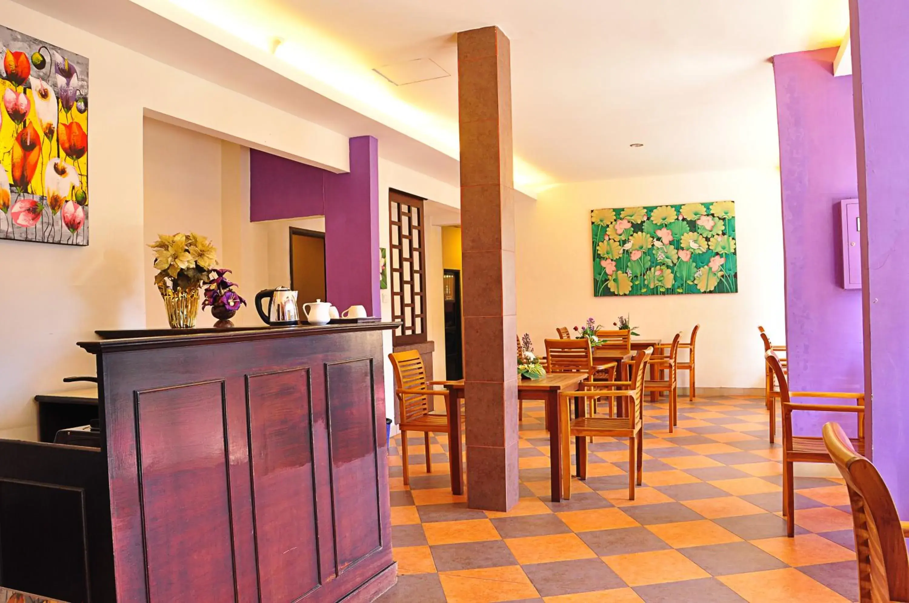 Lounge or bar, Lobby/Reception in Matahari Guest House