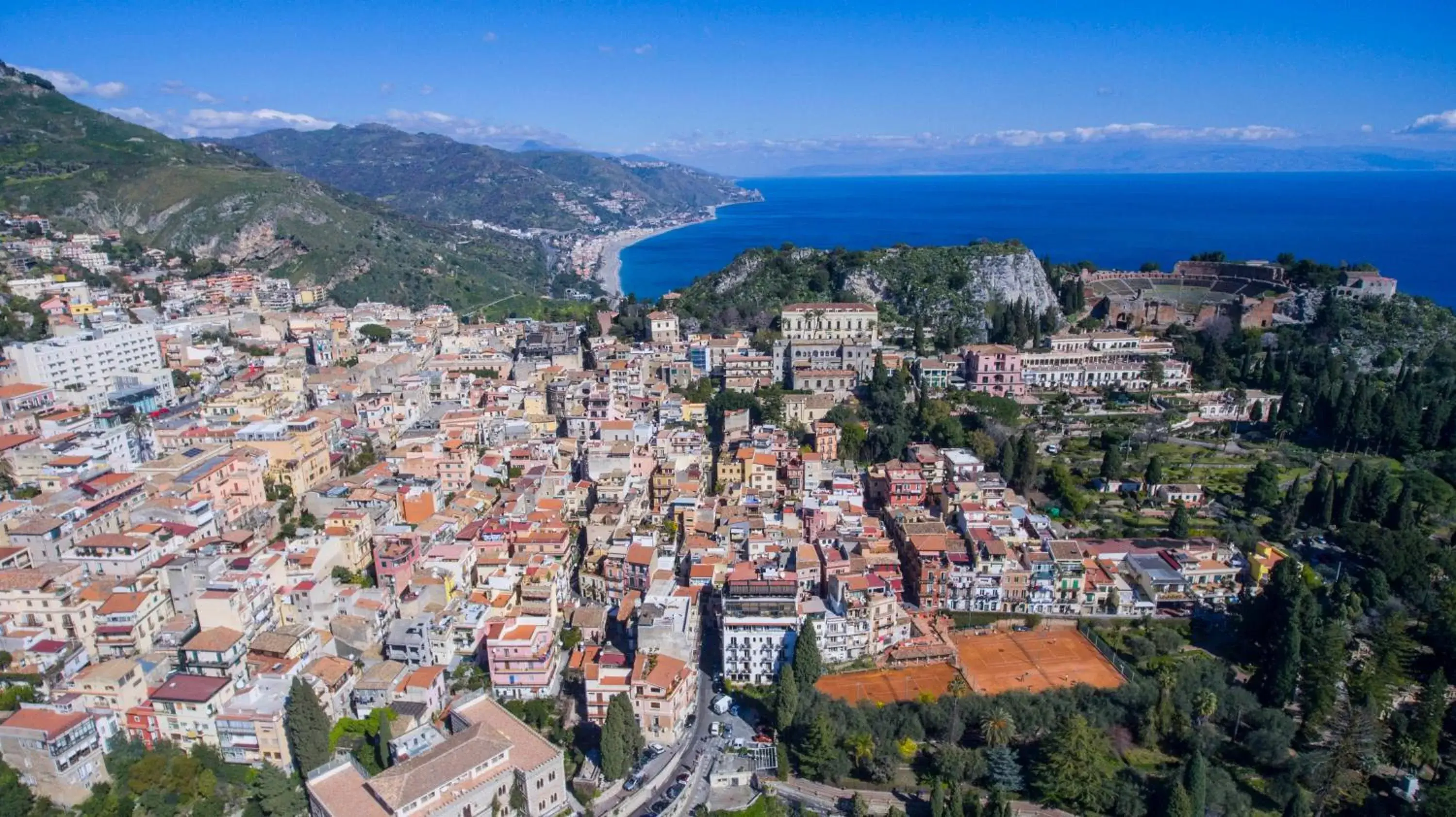 Nearby landmark, Bird's-eye View in Hotel Villa Paradiso