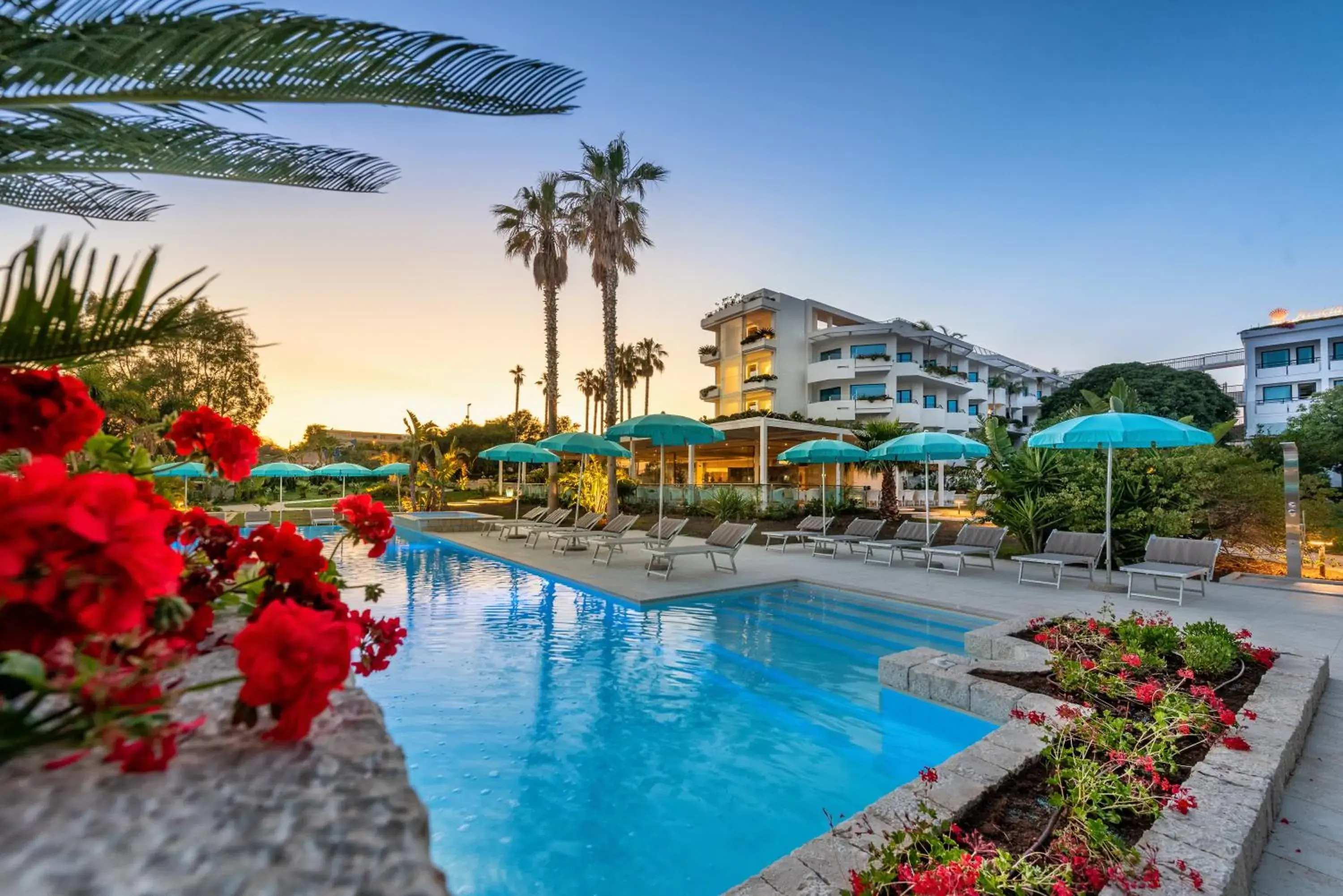 Property building, Swimming Pool in Acacia Palace