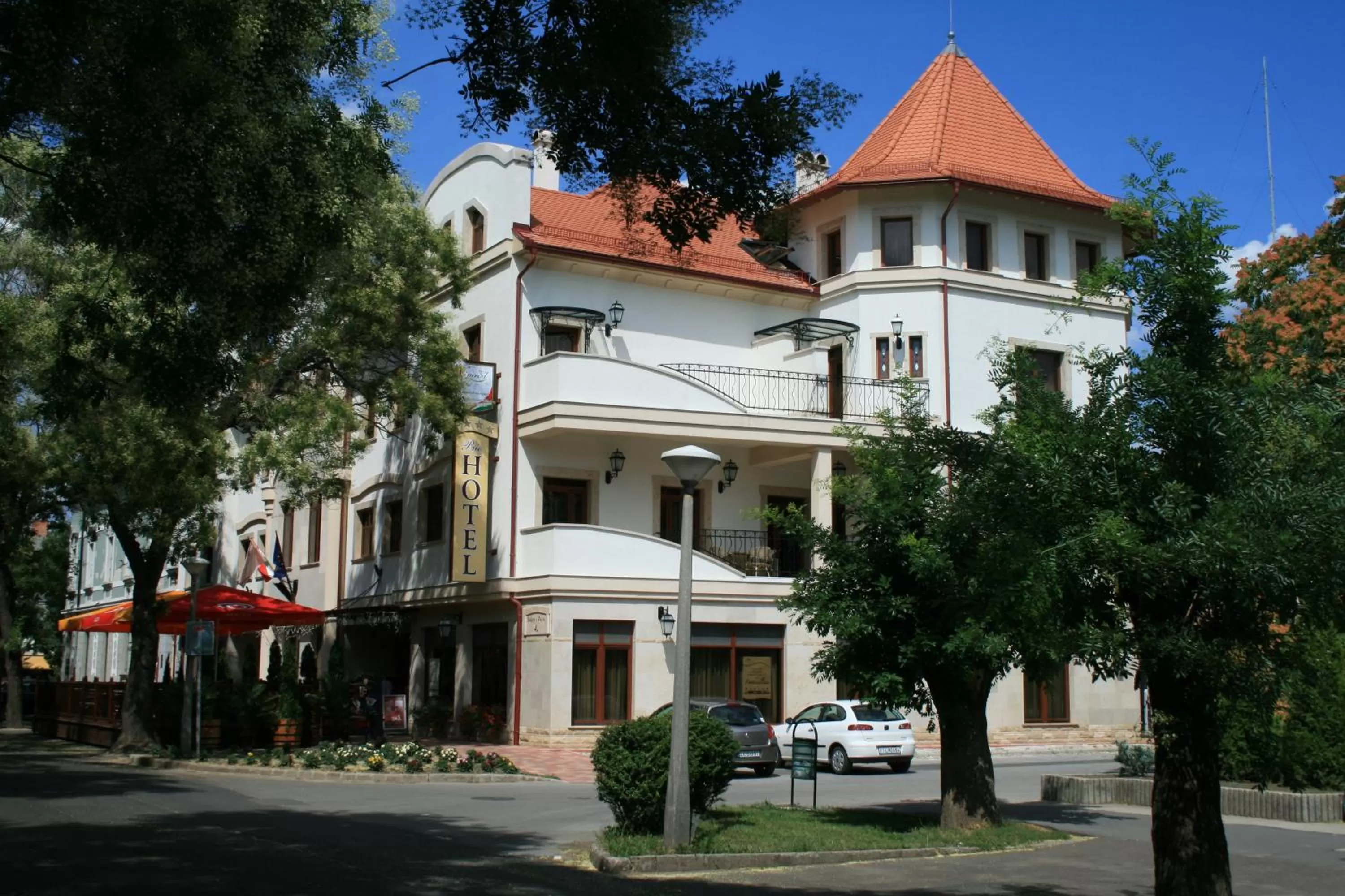 Property building in Nimród Bioszálloda és Bioétterem
