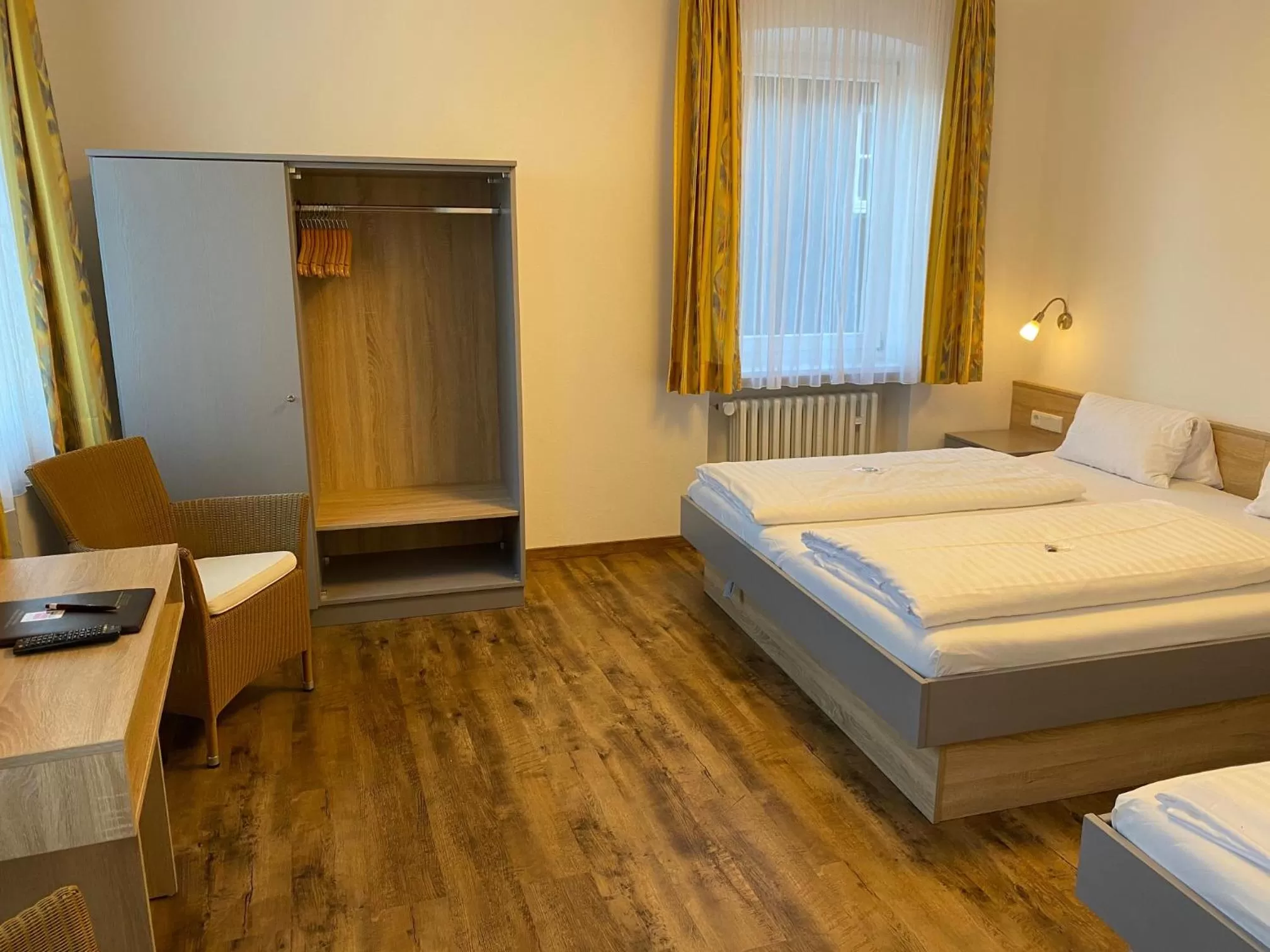 Photo of the whole room, Bed in Hotel Gasthof Zum Storch