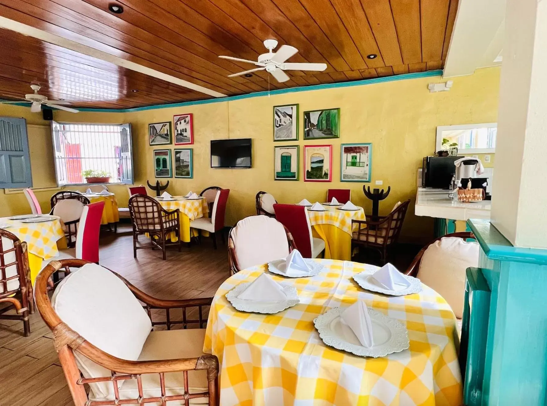 Restaurant/Places to Eat in Hotel Casona de La Isla