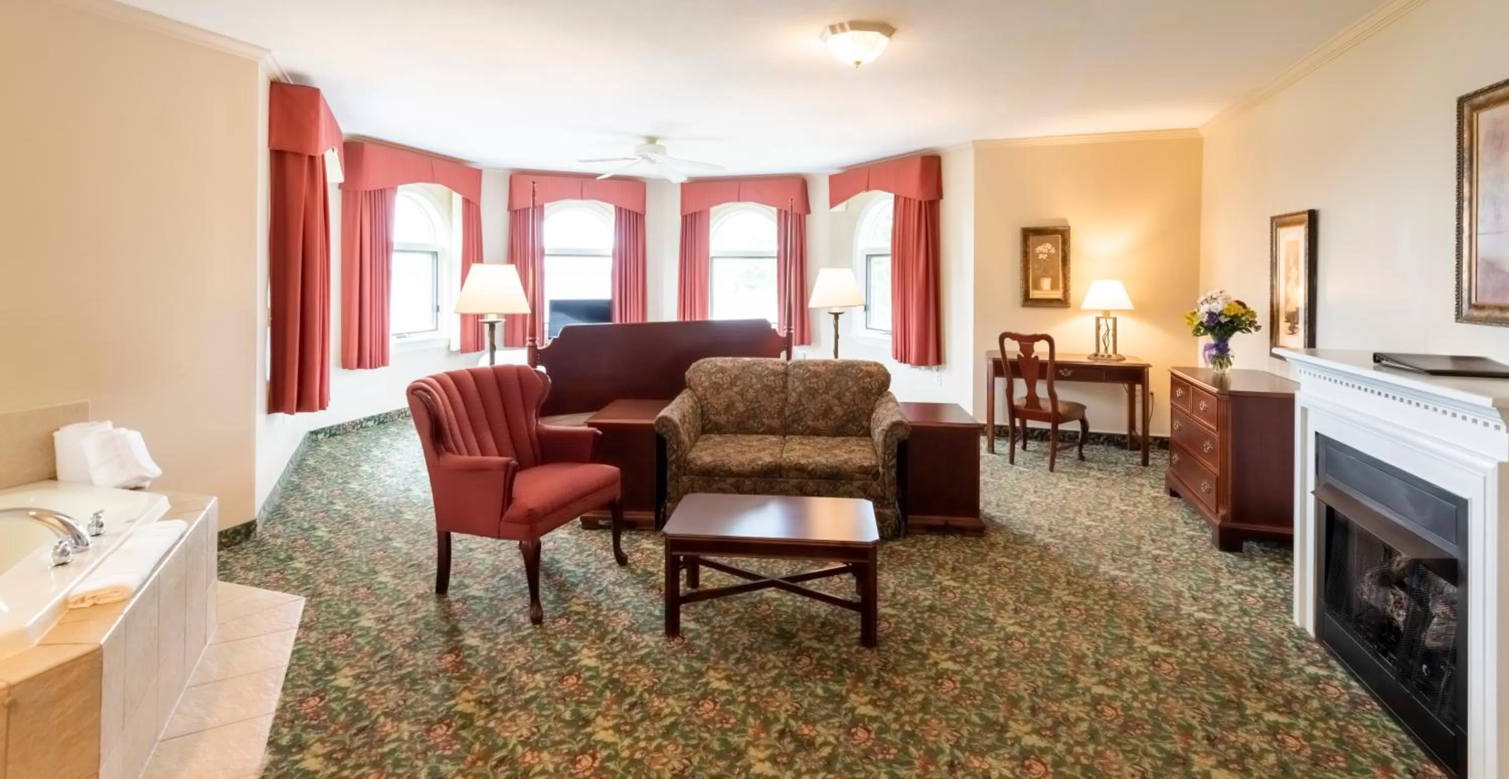 Seating area in Vinifera Inn
