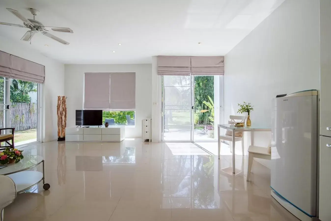 Living room in The Beach Village Resort