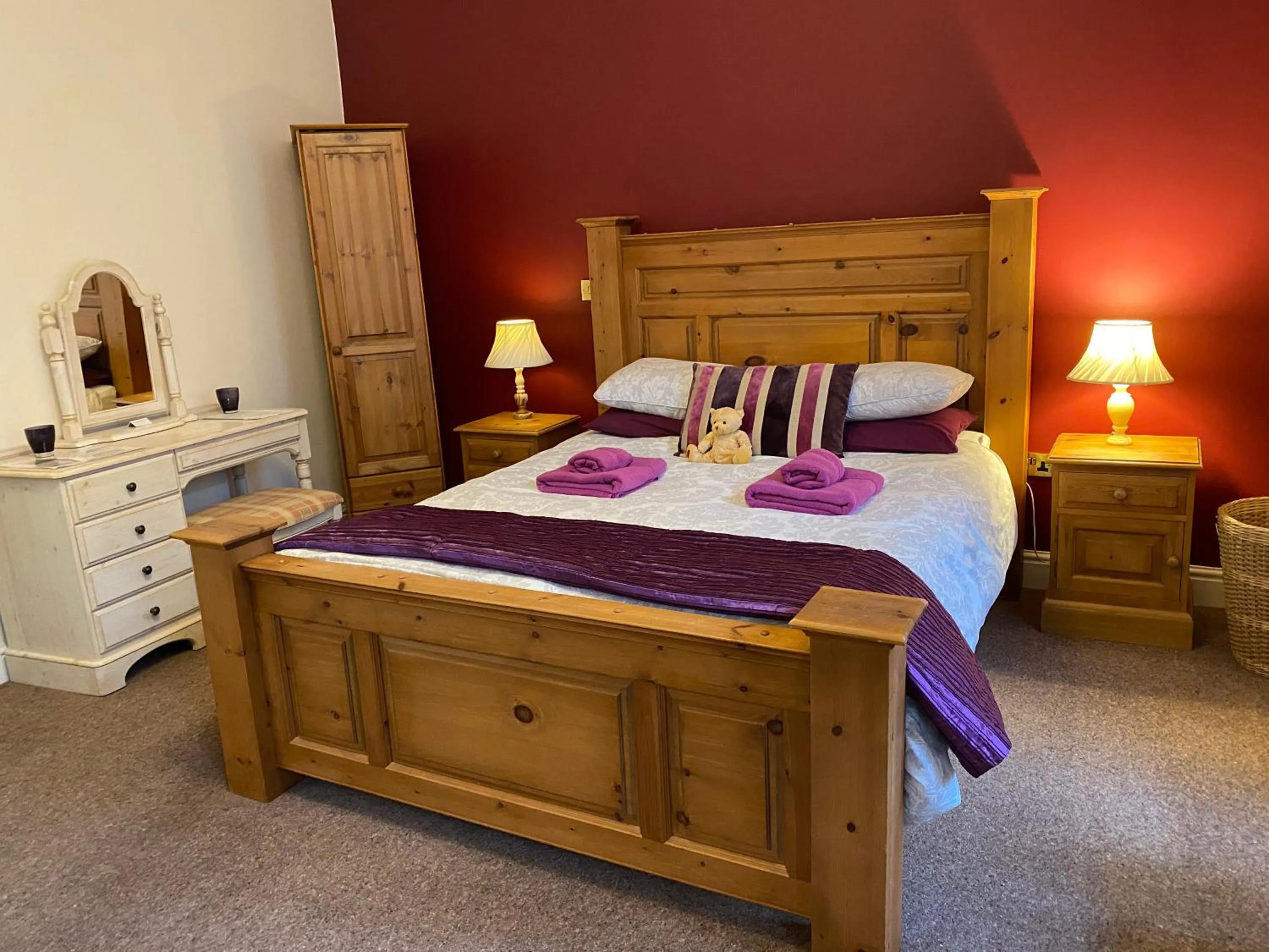 Bed in Station House, Dartmoor and Coast located, Village centre Hotel