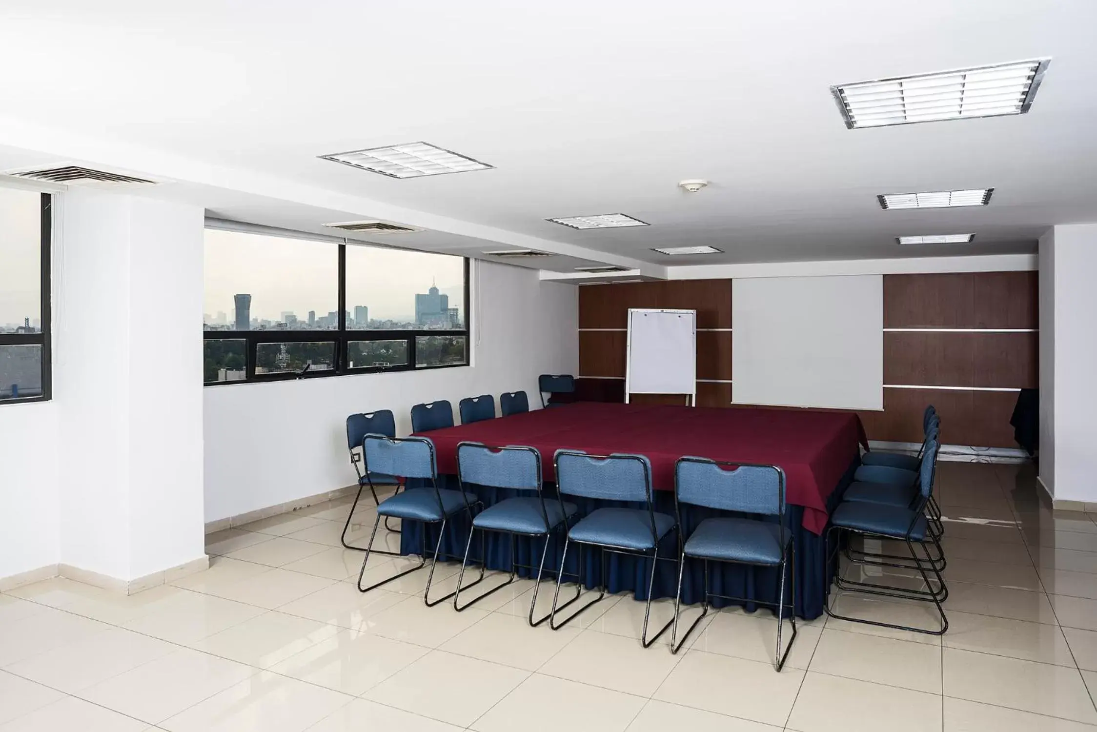 Meeting/conference room in Hotel Benidorm