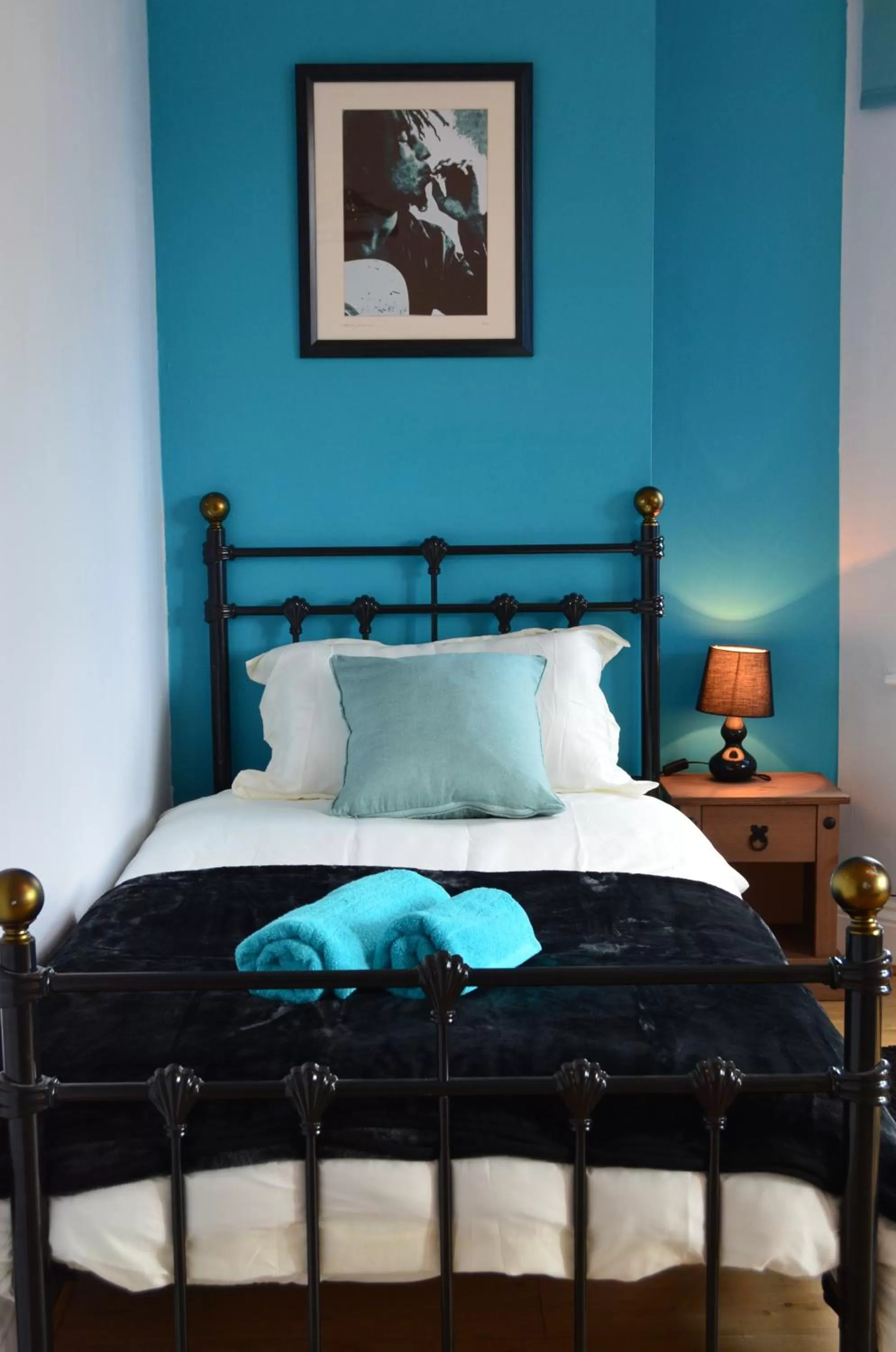 Bed in Old Trafford Guest House