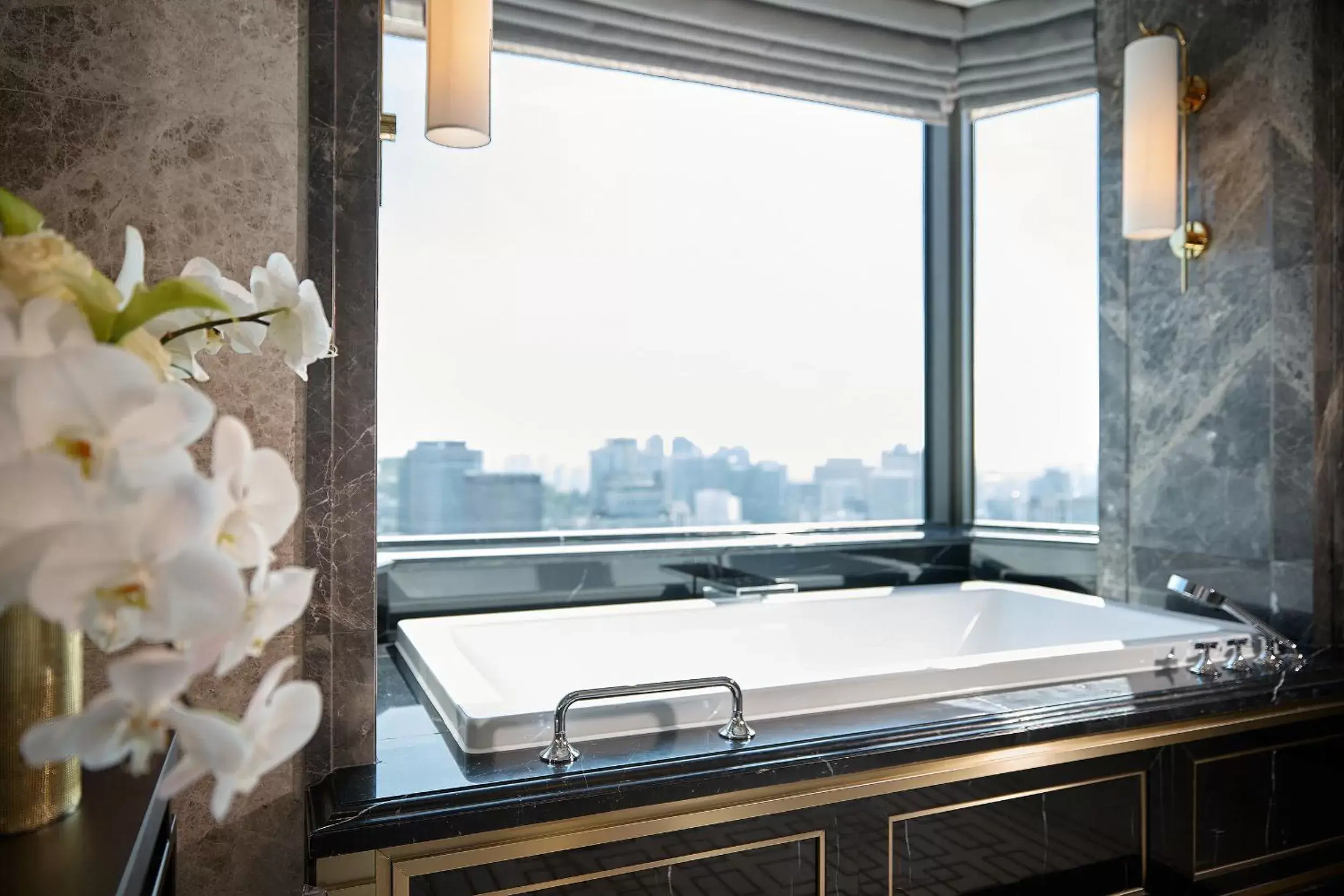Bathroom in Lotte Hotel Seoul Executive Tower