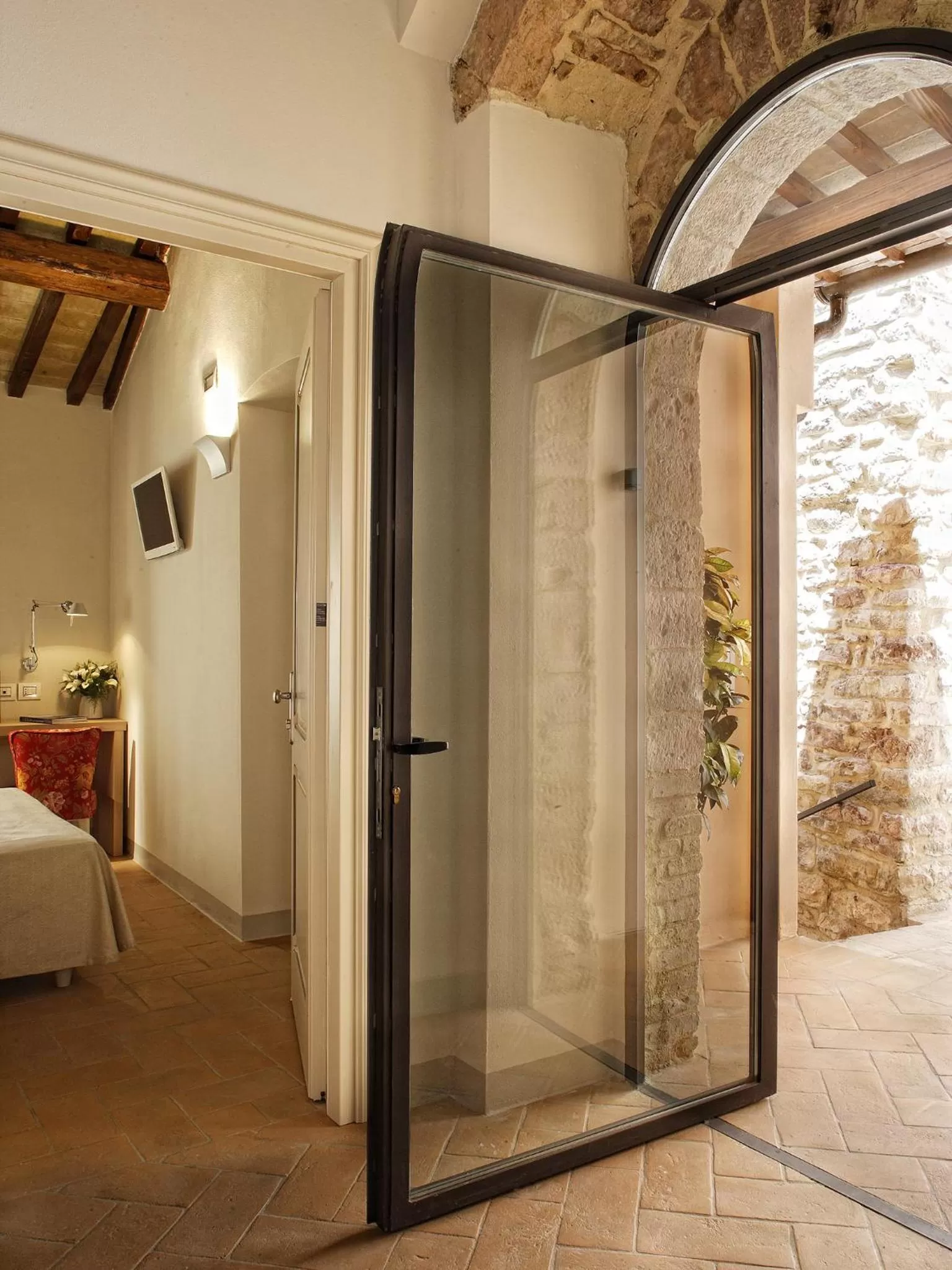 Decorative detail, Bed in Hotel Sorella Luna