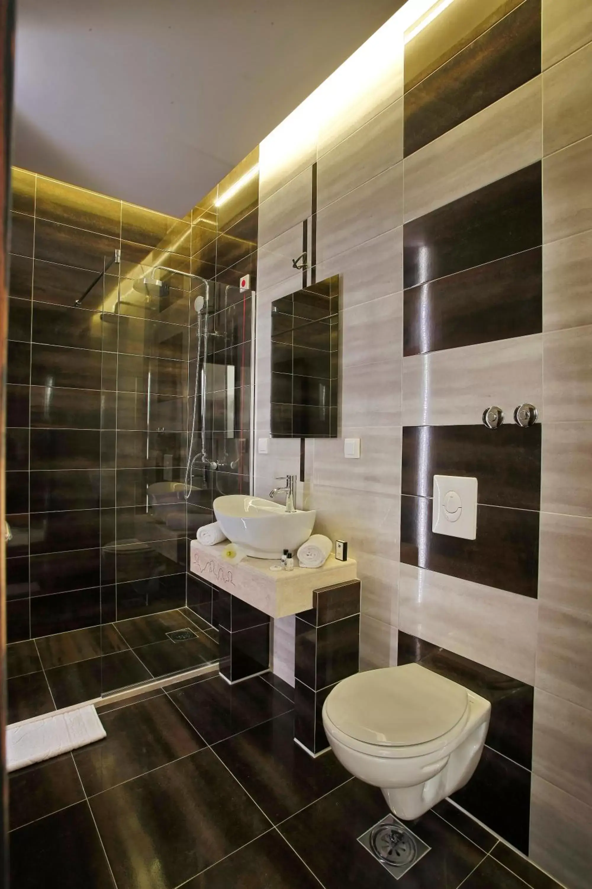 Bathroom in Hotel Theater Belgrade