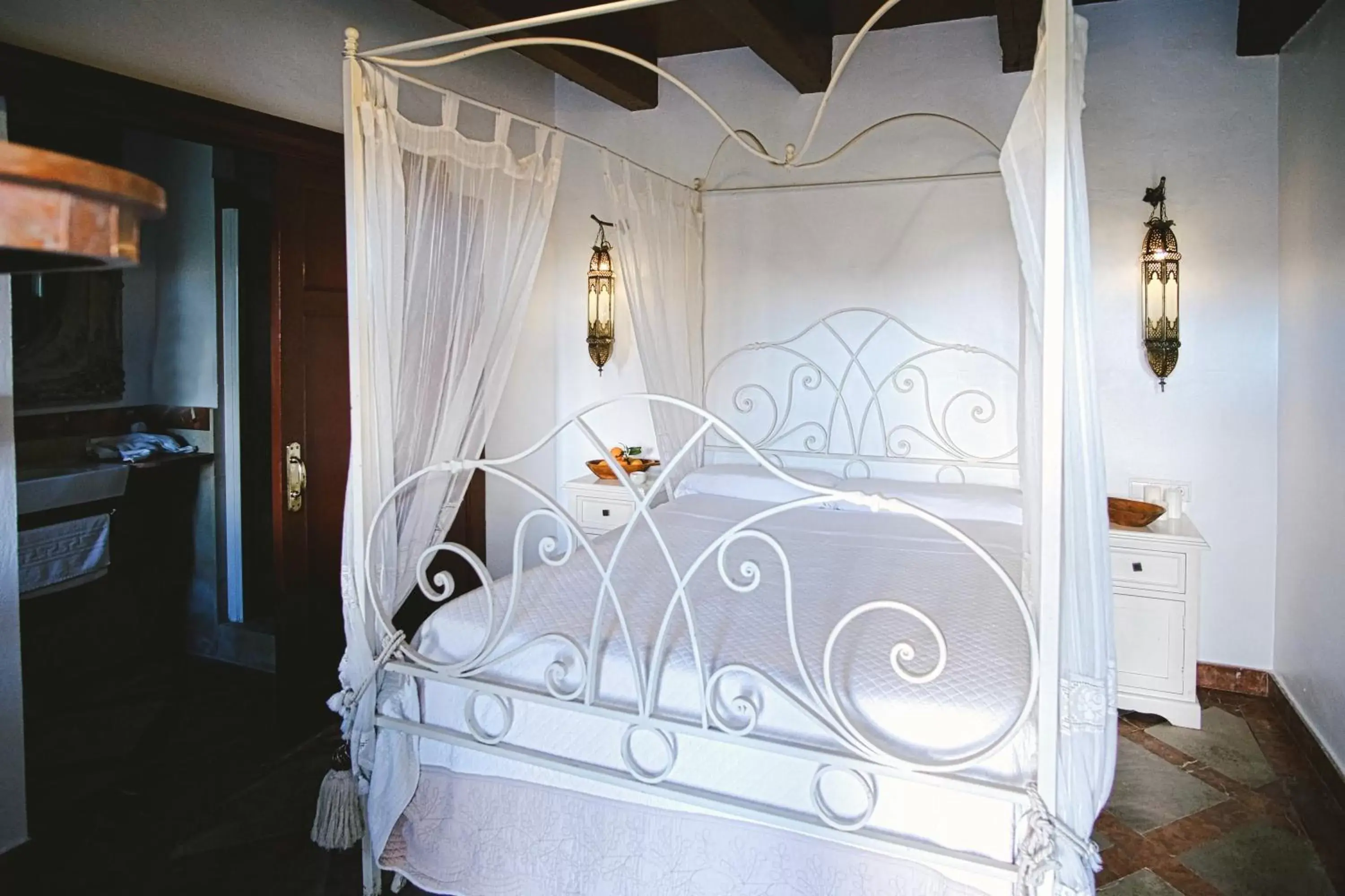 Bed, Bathroom in Los Pilares de Ronda Boutique & Hotel