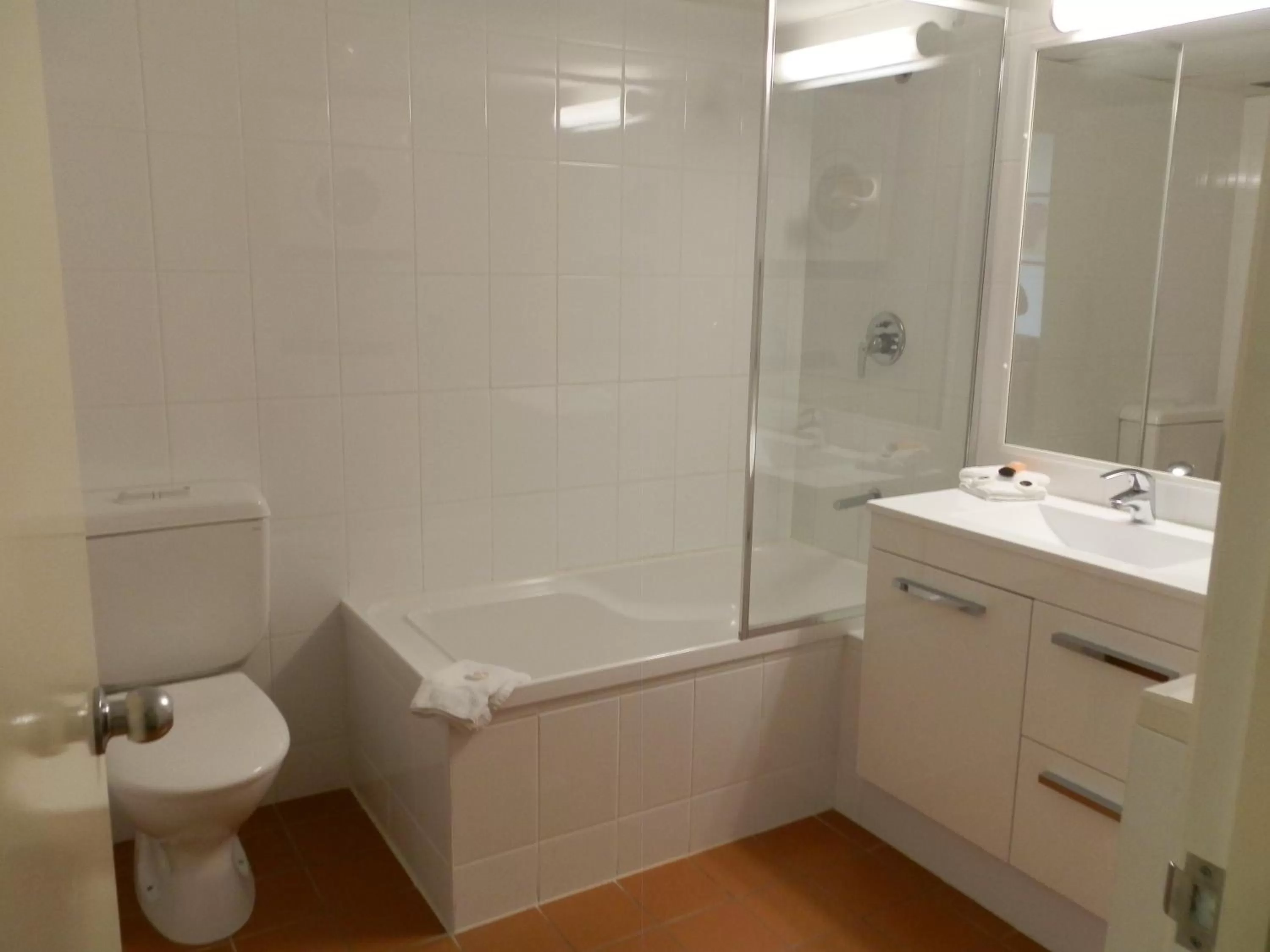 Bathroom in Chasely Apartment Hotel