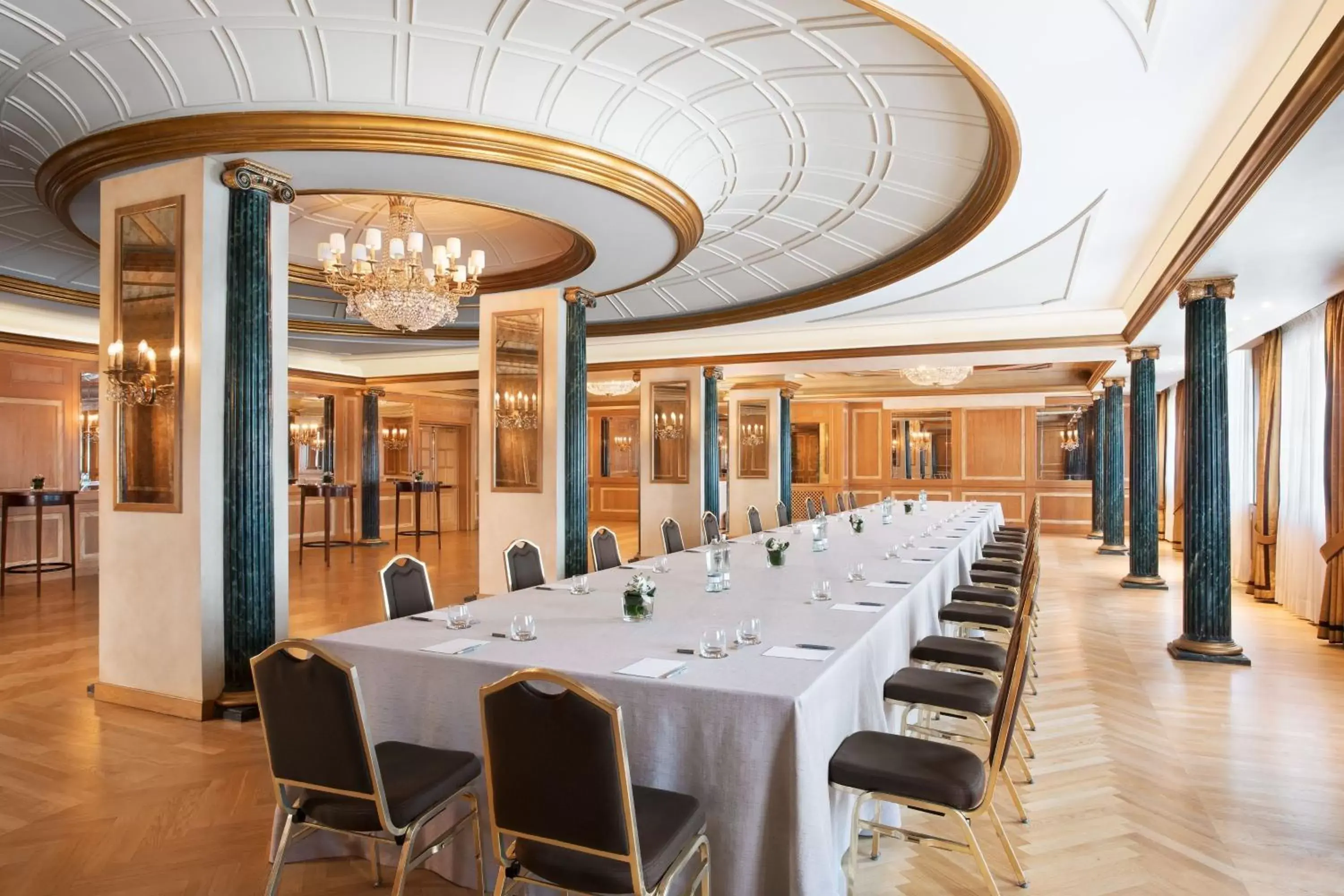 Meeting/conference room in The Westin Palace, Milan